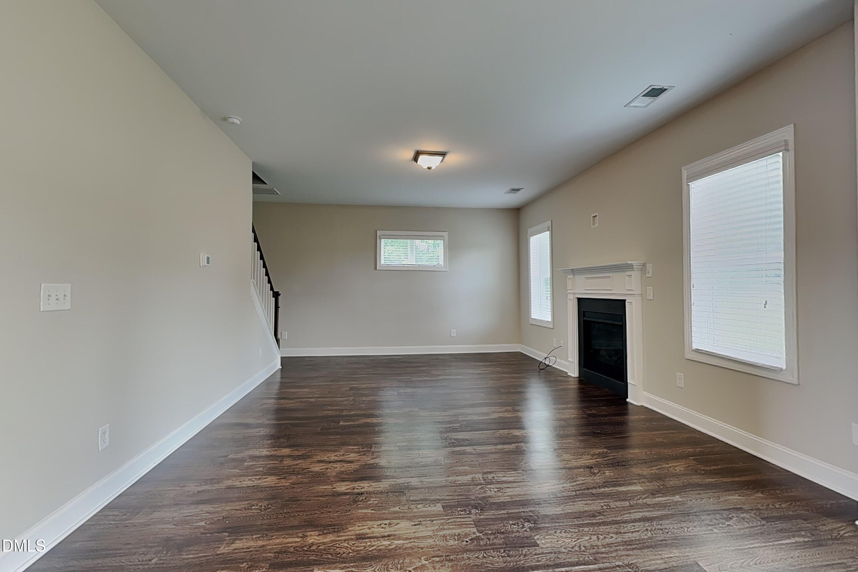 6321 Silver Creek Lane Property Photo 6