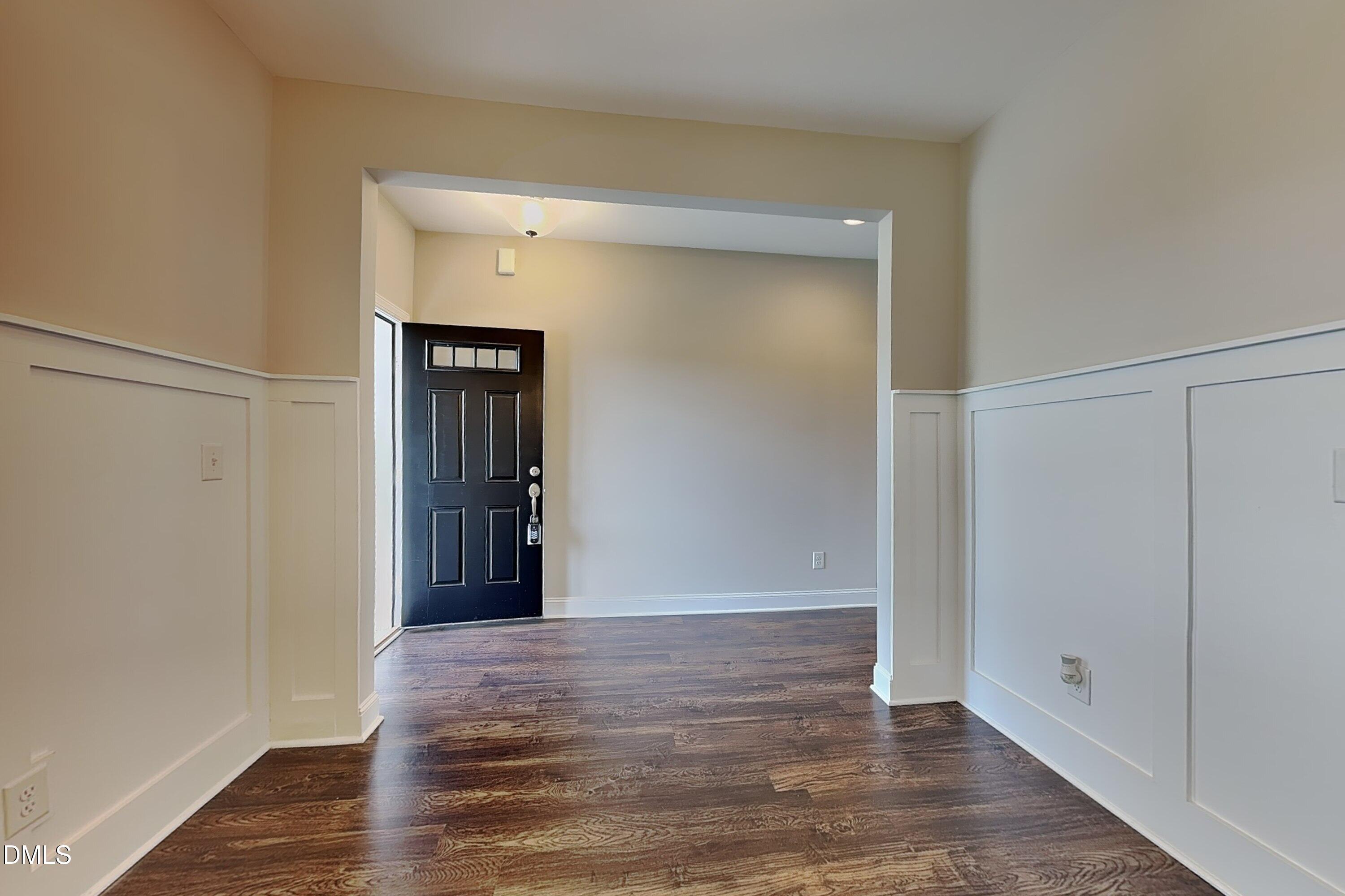 6321 Silver Creek Lane Property Photo 8