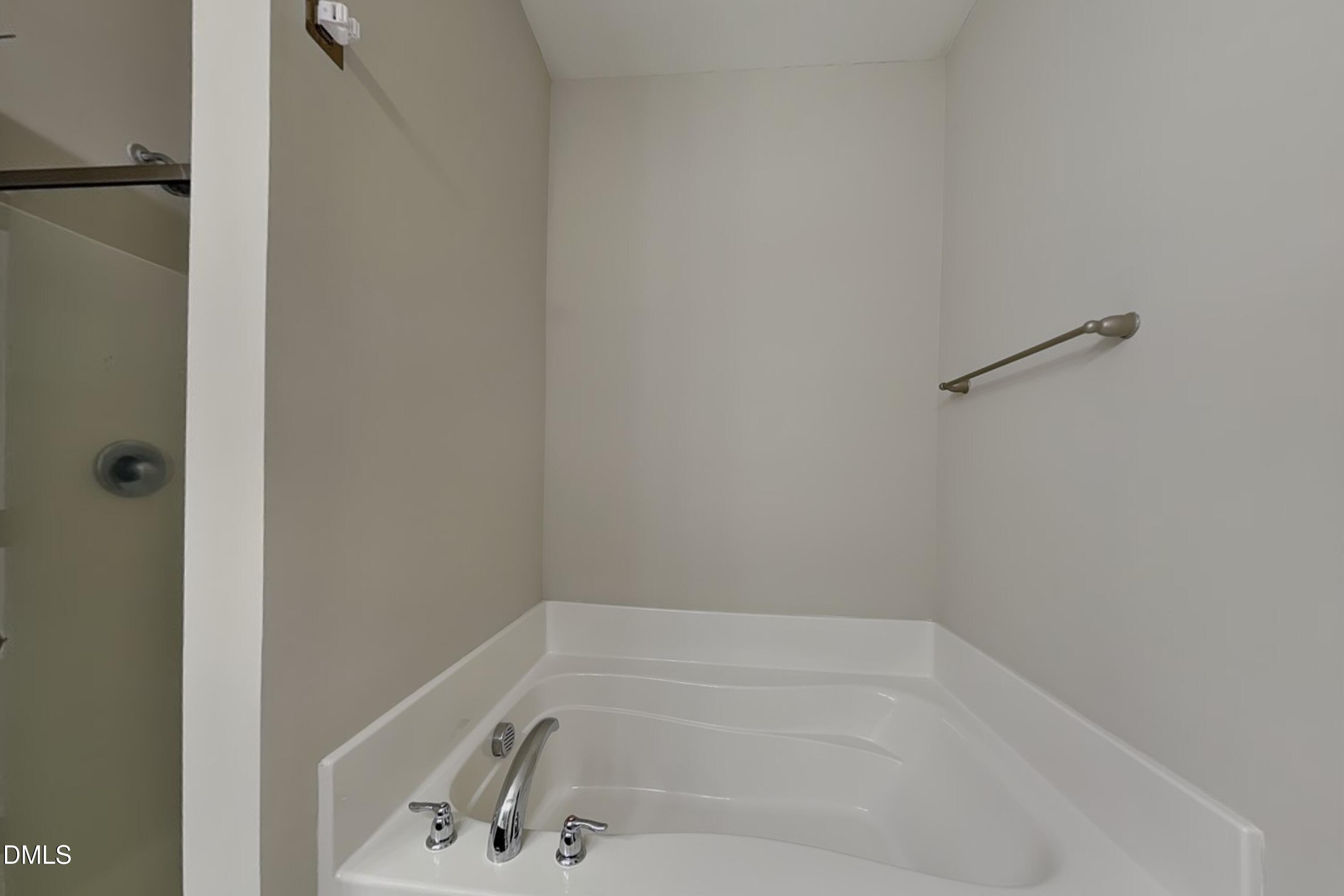6321 Silver Creek Lane Property Photo 11