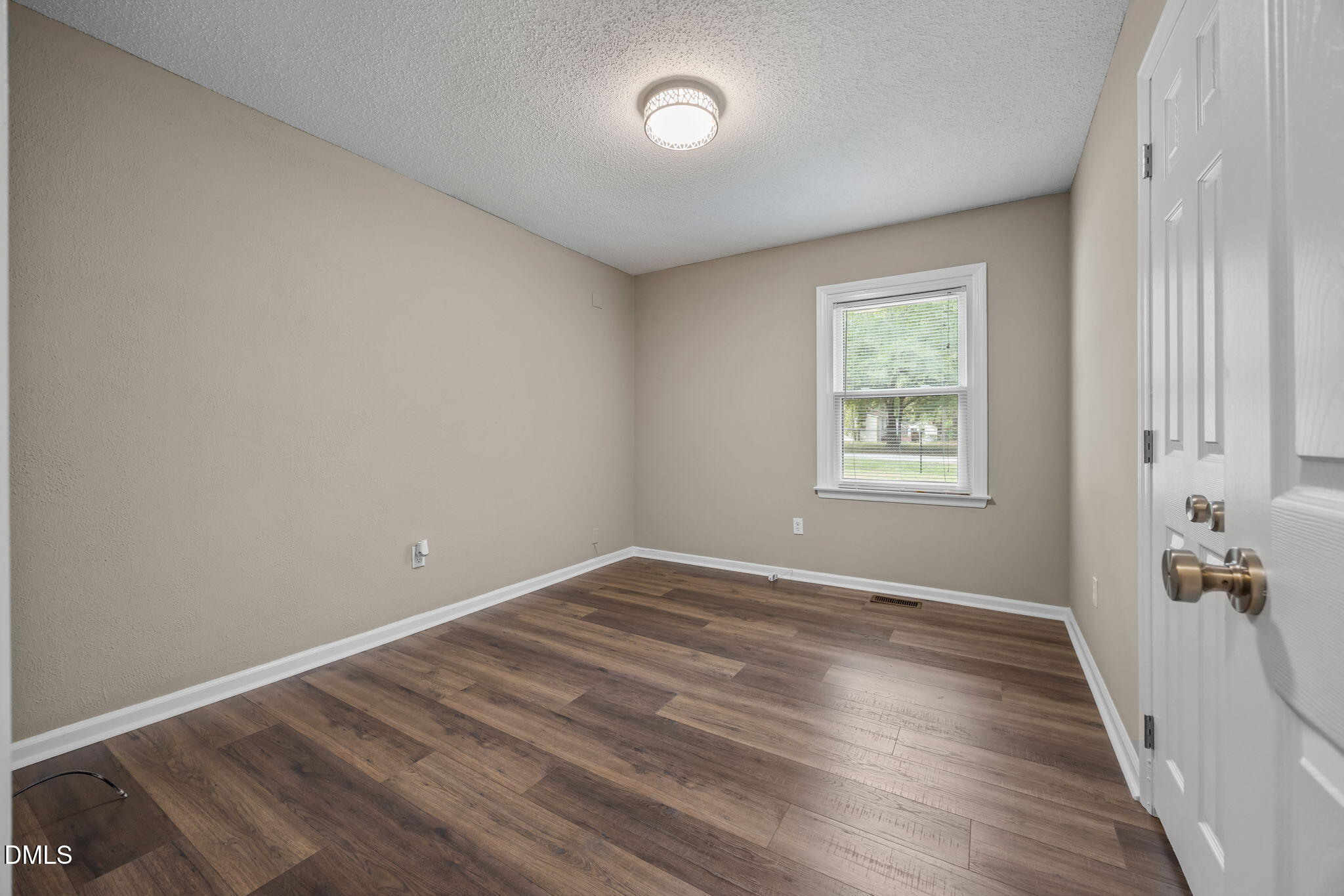 1509 Woodard Street Property Photo 10