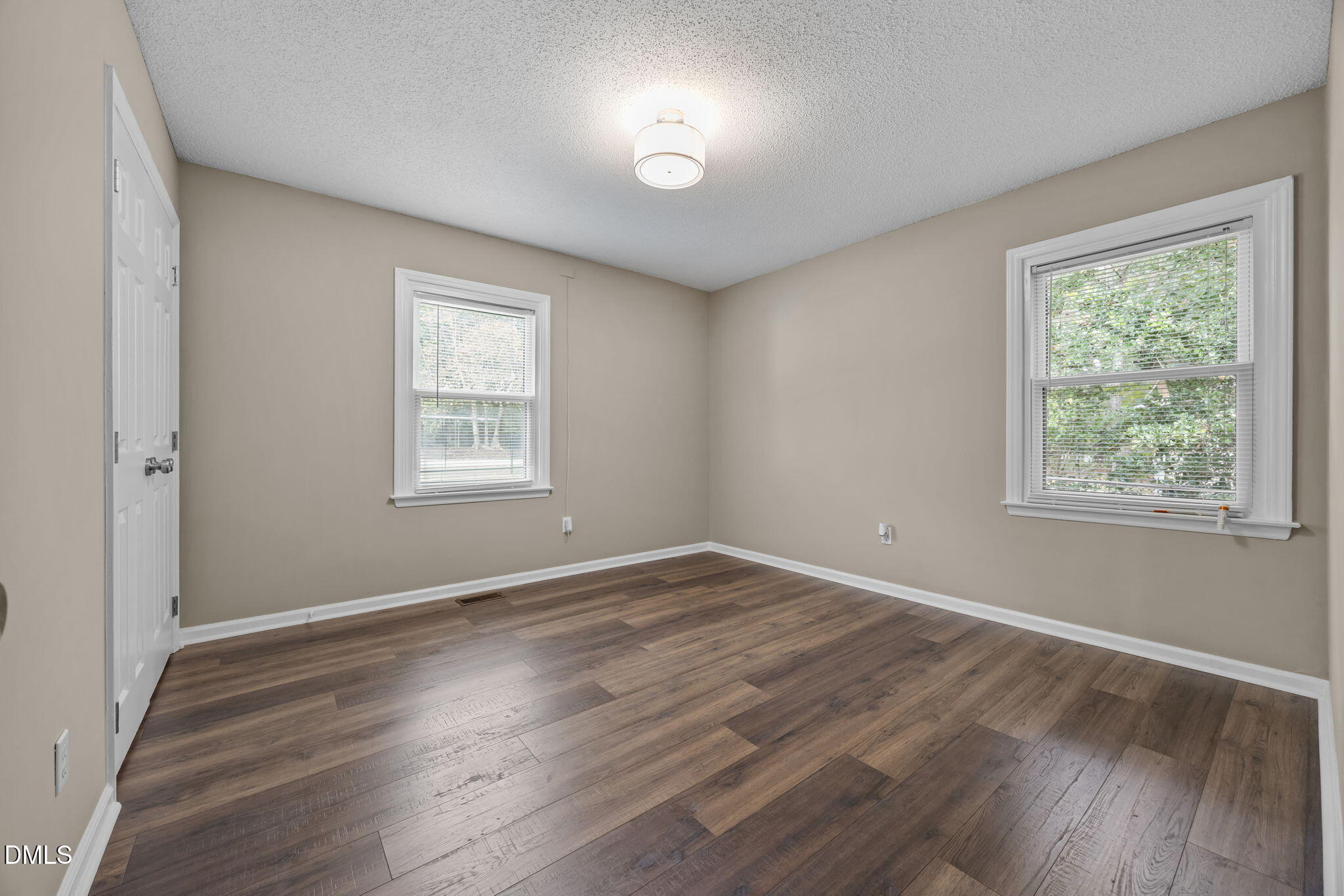 1509 Woodard Street Property Photo 12