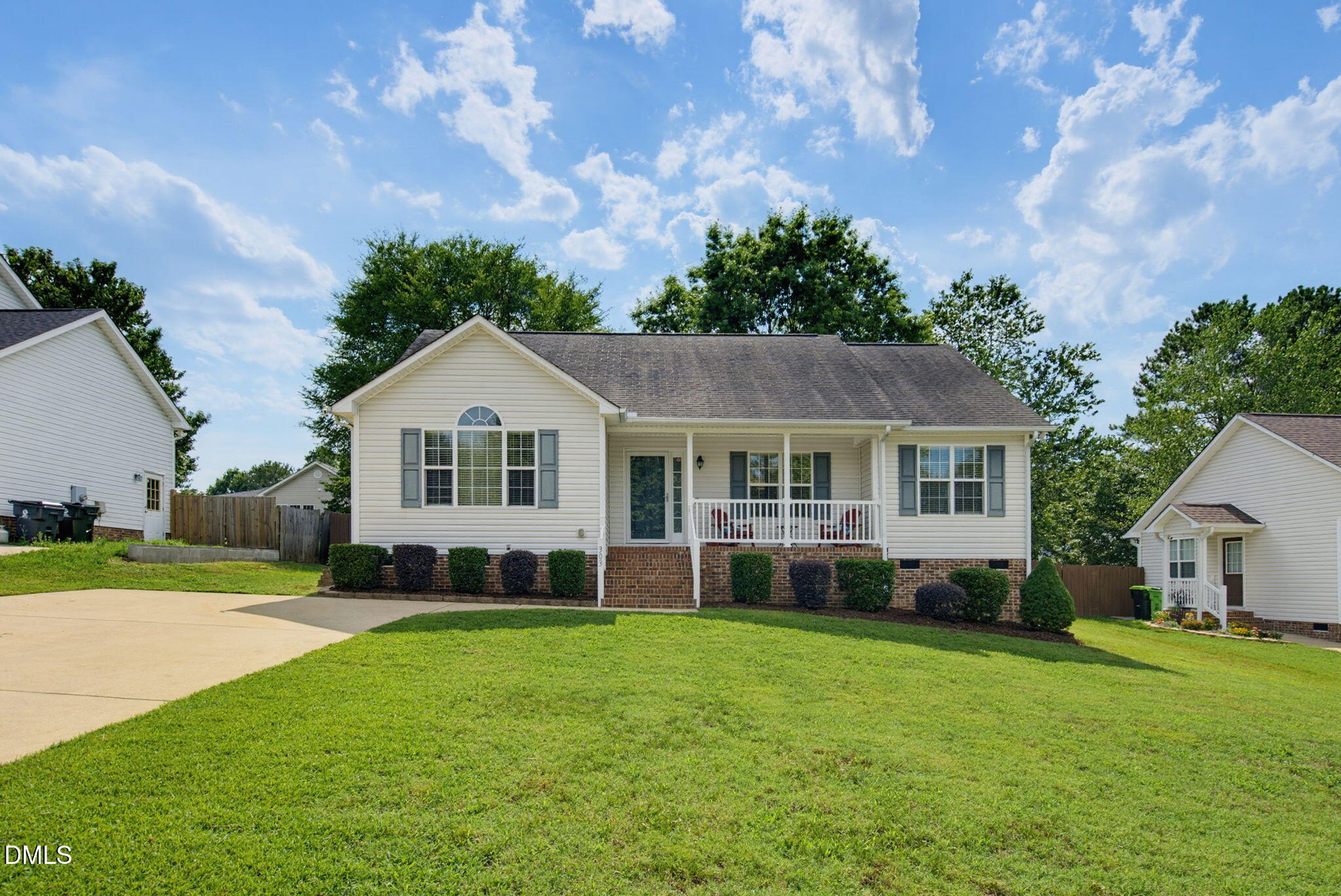 303 Rock Hound Road Property Photo 1
