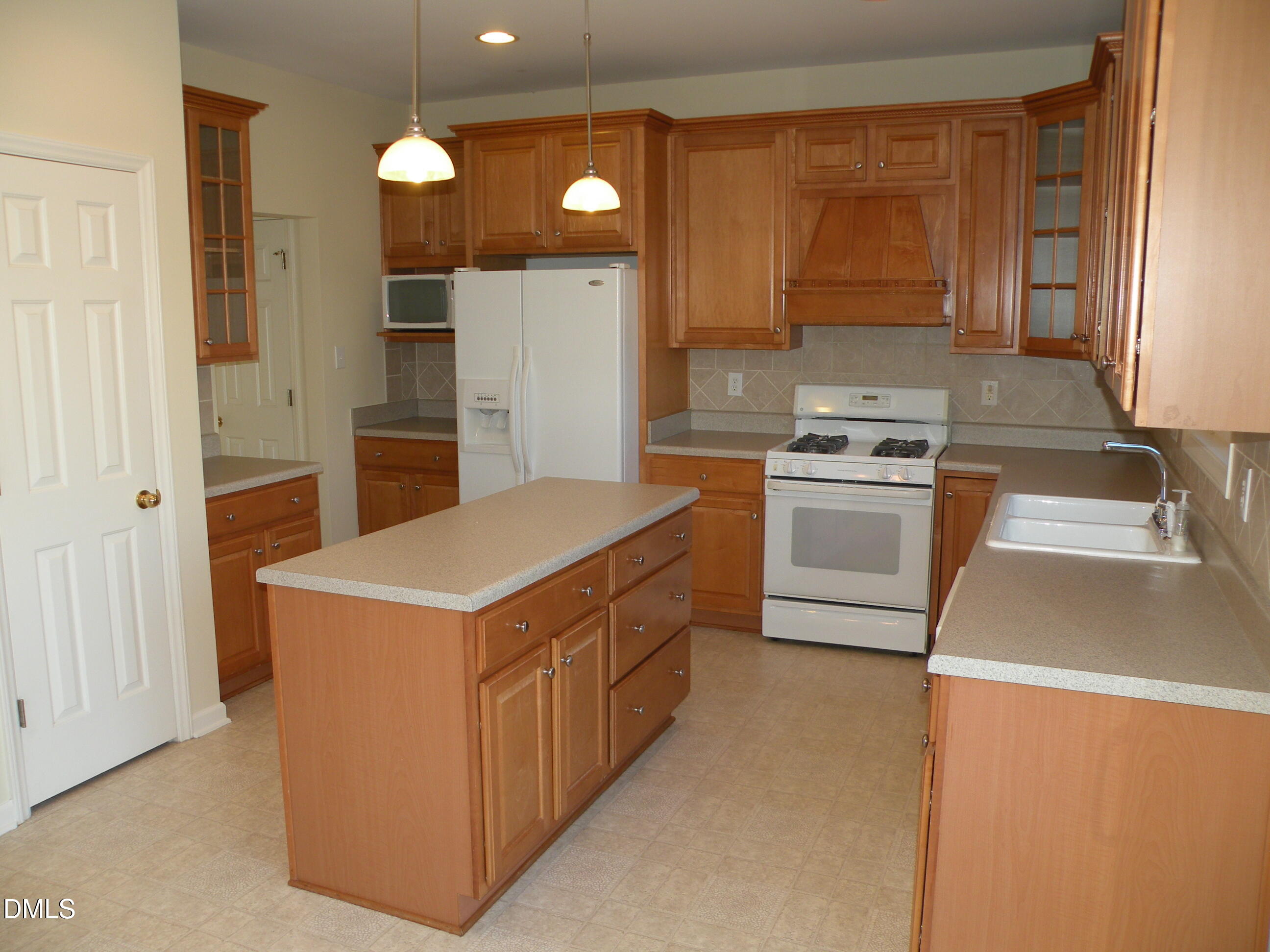 107 Baccalaureate Boulevard Property Photo 6