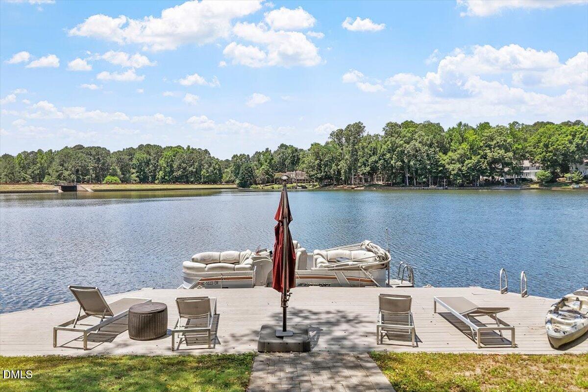 150 Lochwood W Drive Property Photo 8
