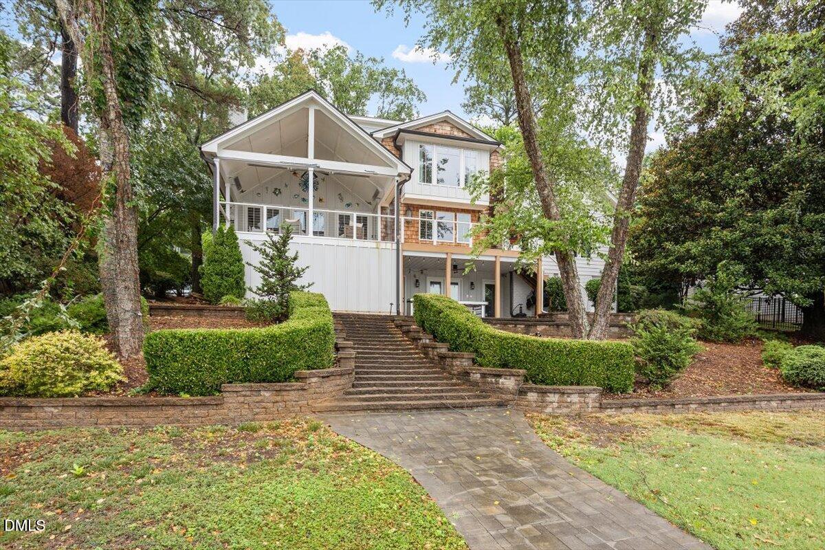 150 Lochwood W Drive Property Photo 12