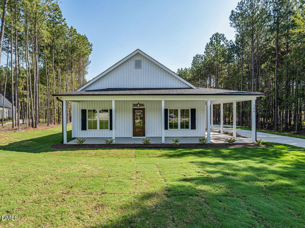 306 Green Pines Estates Drive Property Photo 1
