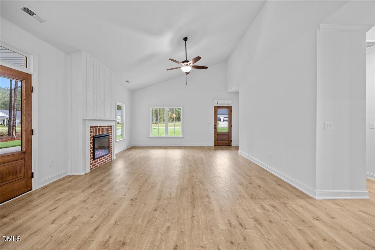306 Green Pines Estates Drive Property Photo 6