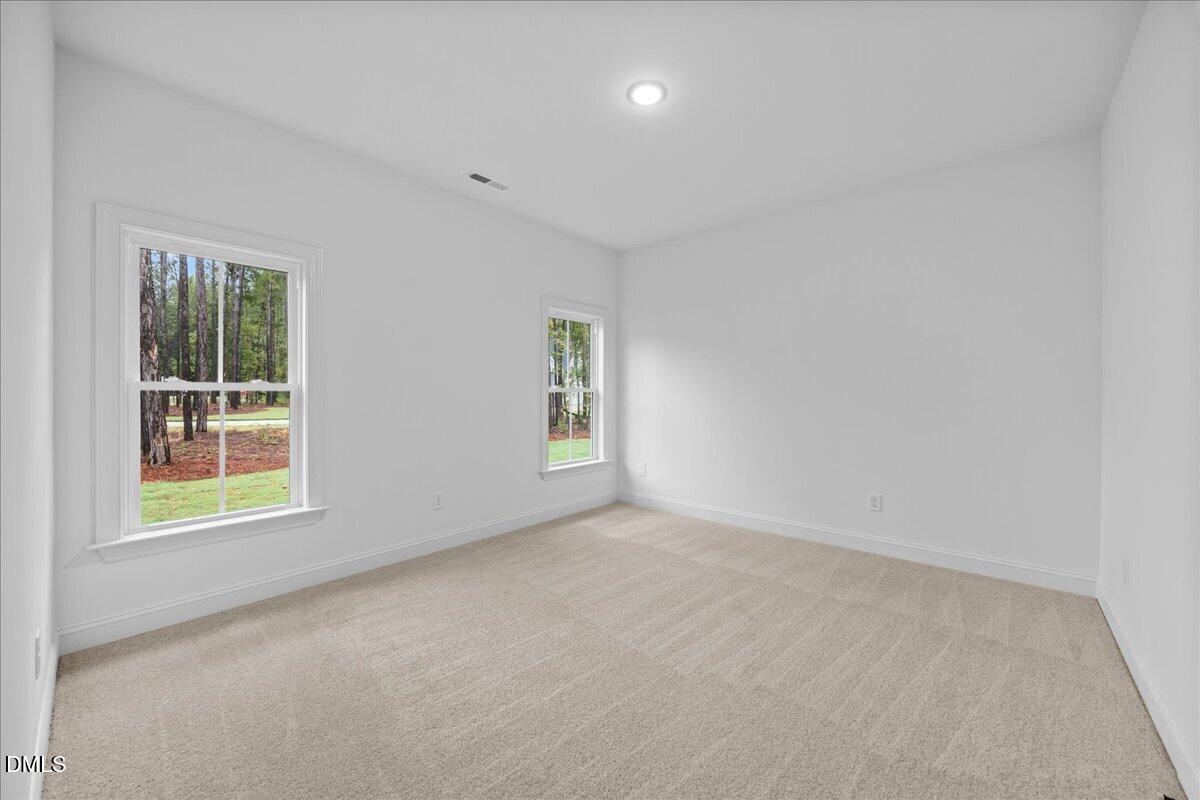 306 Green Pines Estates Drive Property Photo 19