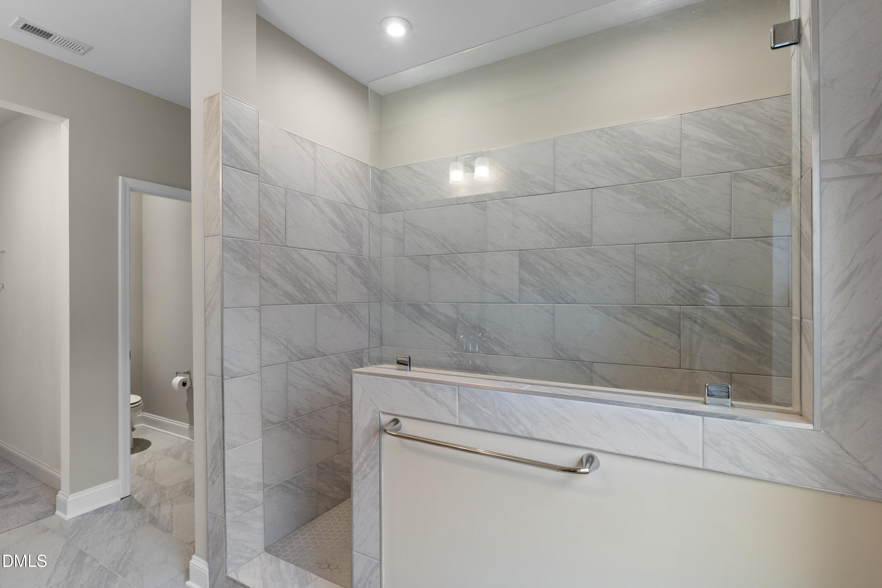 6500 Amber Springs Drive Property Photo 20
