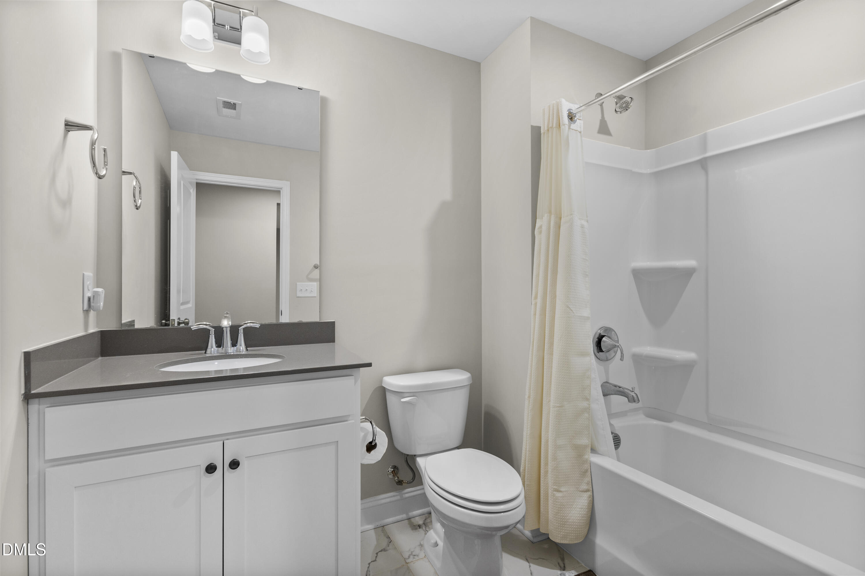 6500 Amber Springs Drive Property Photo 25