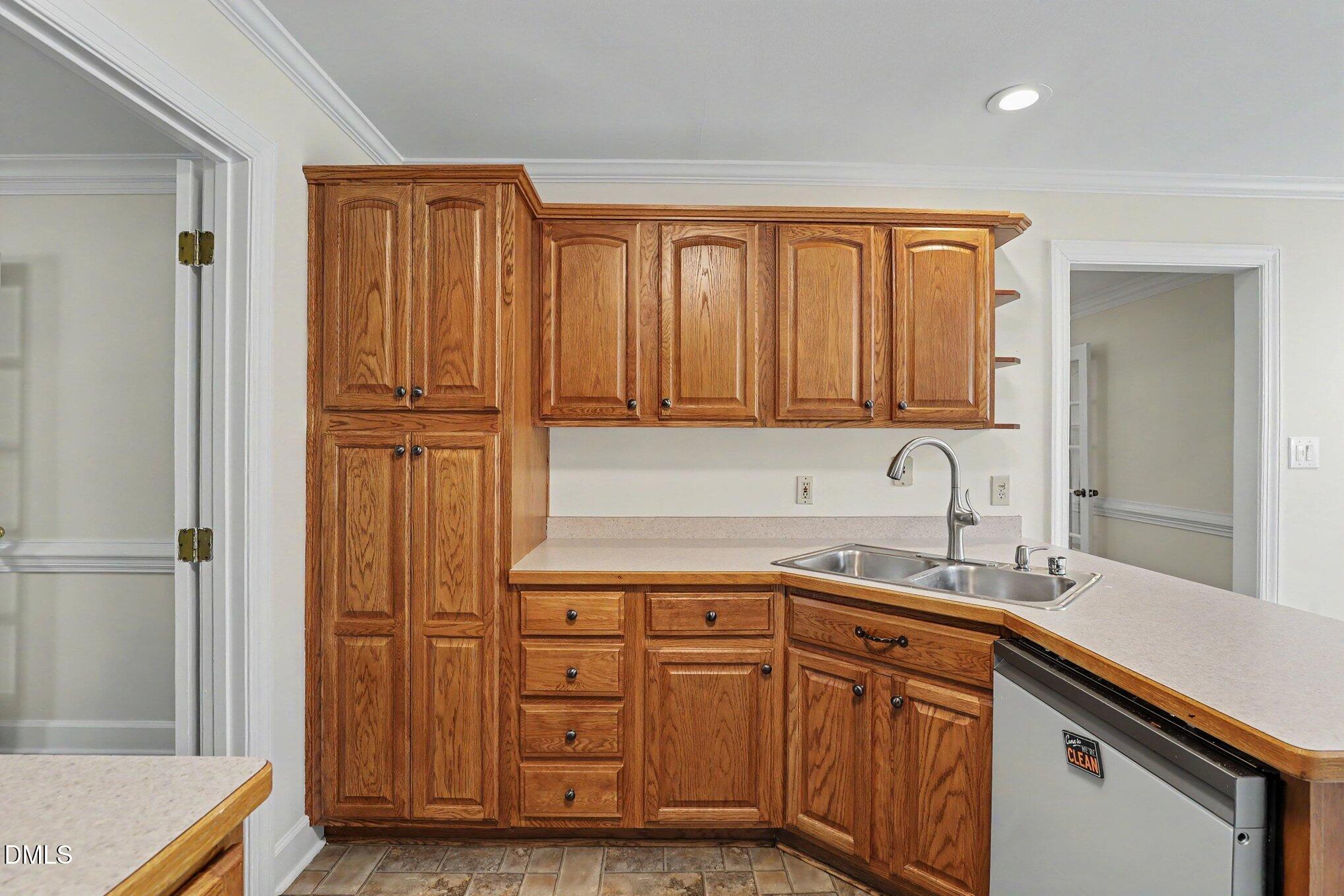 1704 Carrington Drive Property Photo 10