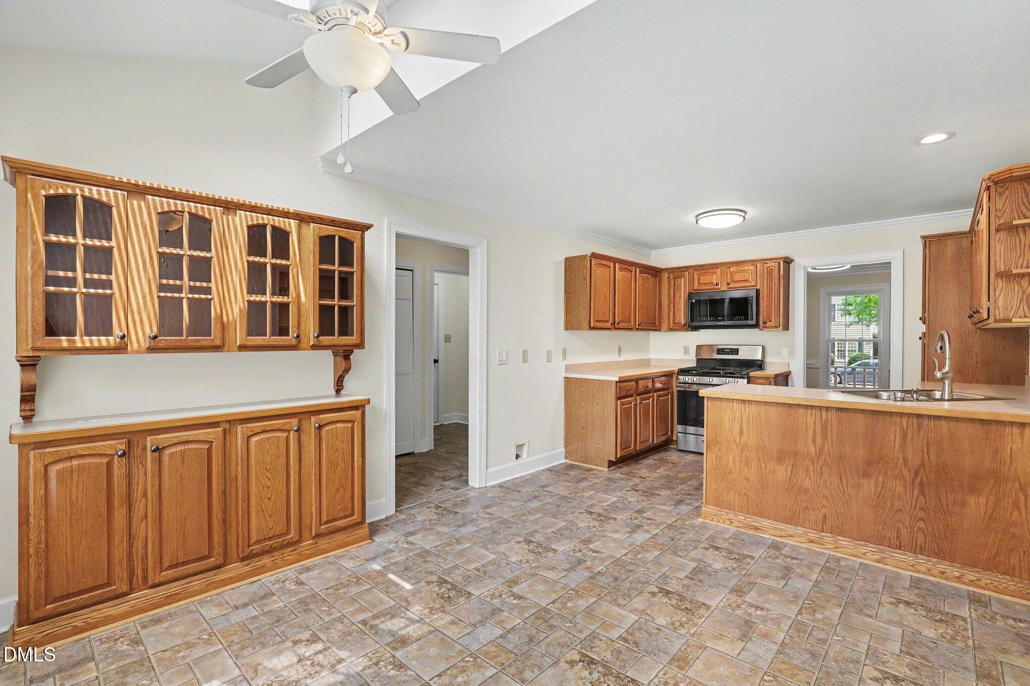 1704 Carrington Drive Property Photo 11