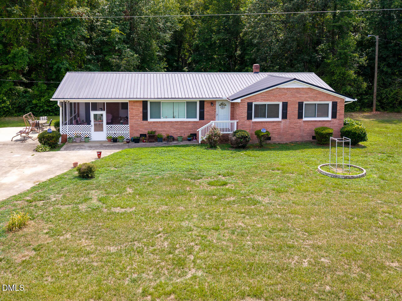 292 Ernest Turner Road Property Photo 1