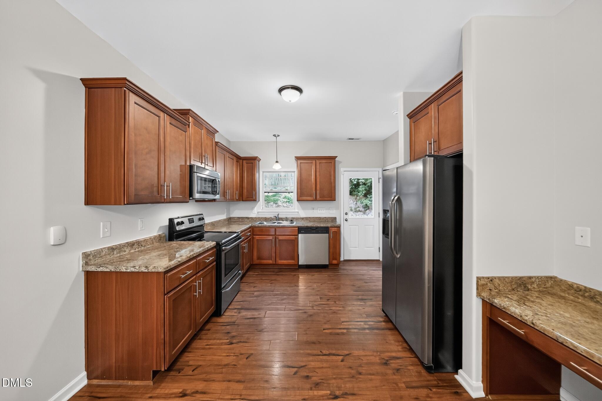 6443 Hatchies Drive Property Photo 4