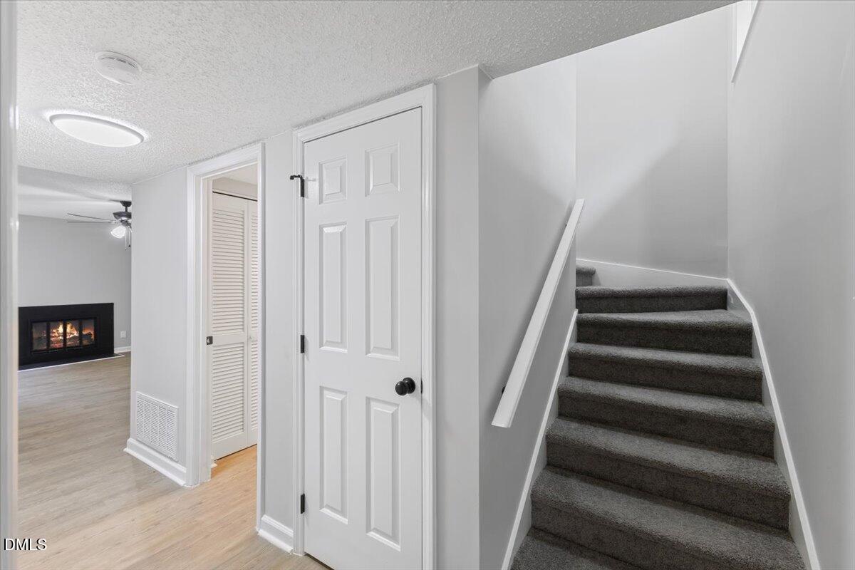 4101 Five Oaks Drive 40 Property Photo 5