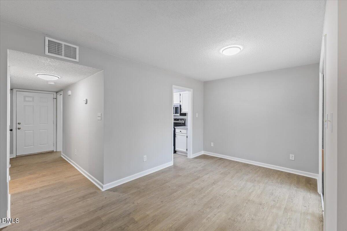 4101 Five Oaks Drive 40 Property Photo 12