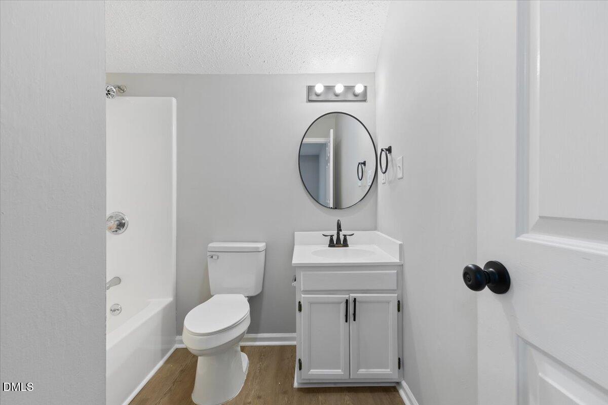 4101 Five Oaks Drive 40 Property Photo 19