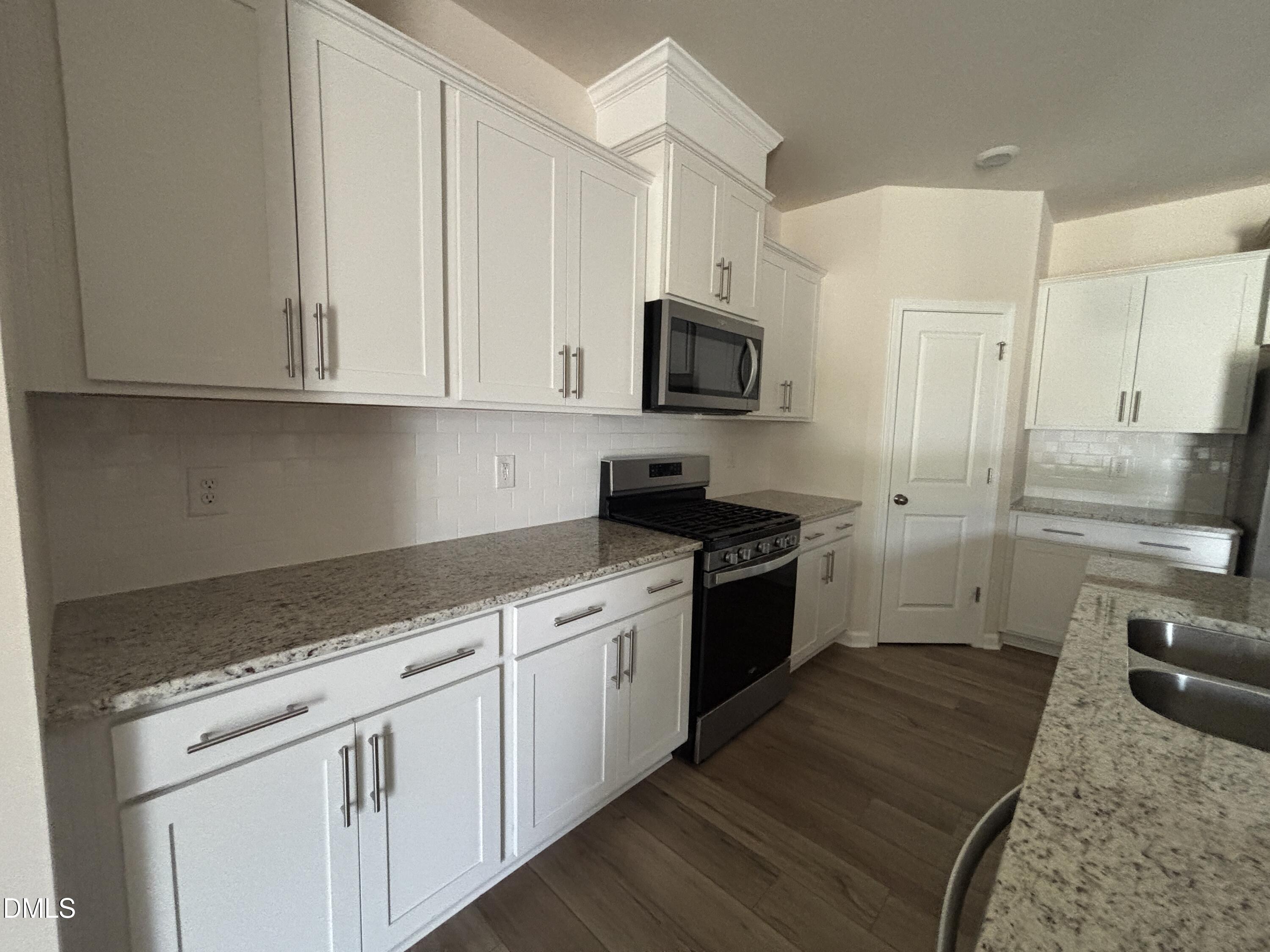268 Abbots Ml Drive Property Photo 8