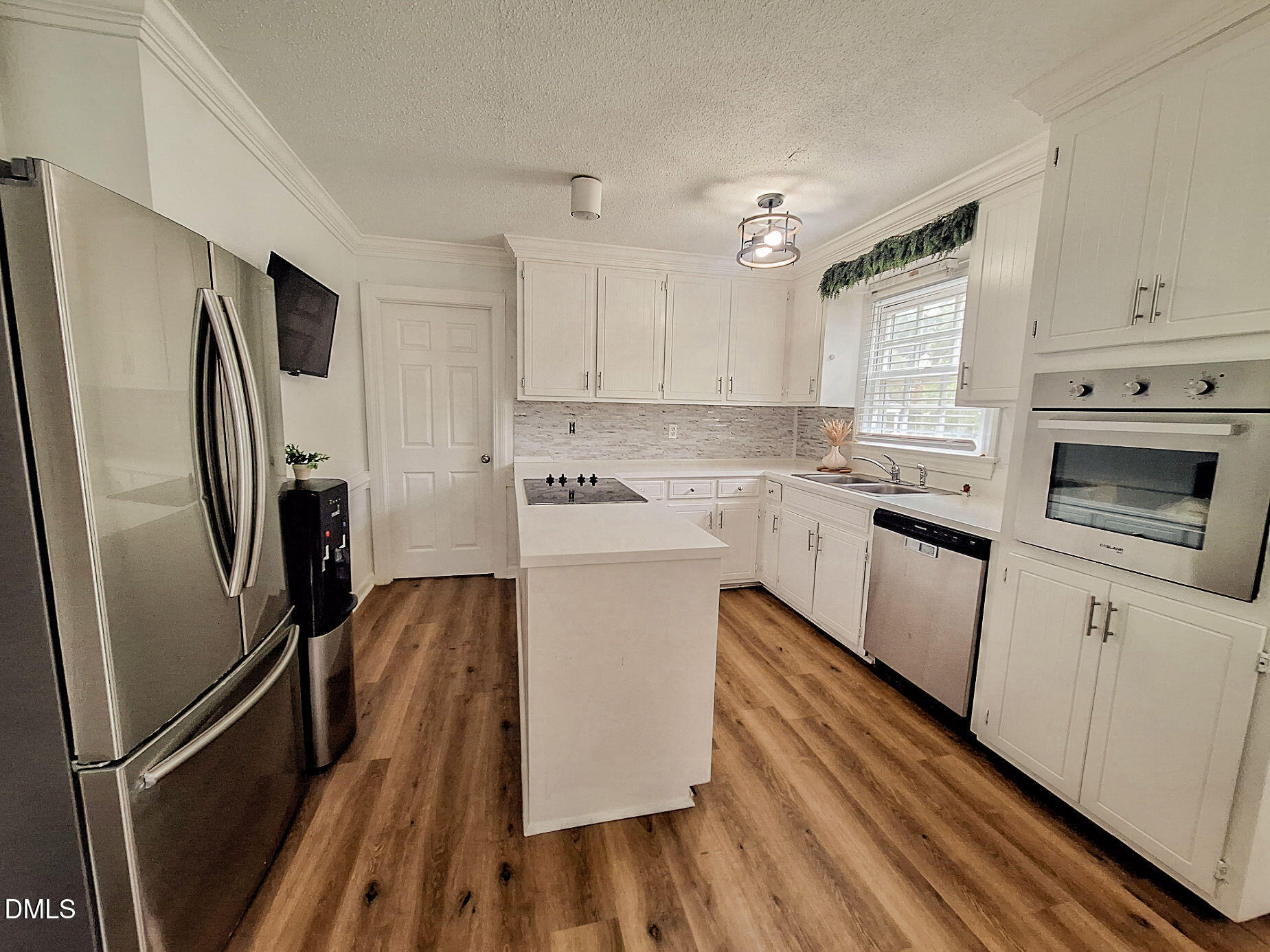 205 Old Colony Way Property Photo 4