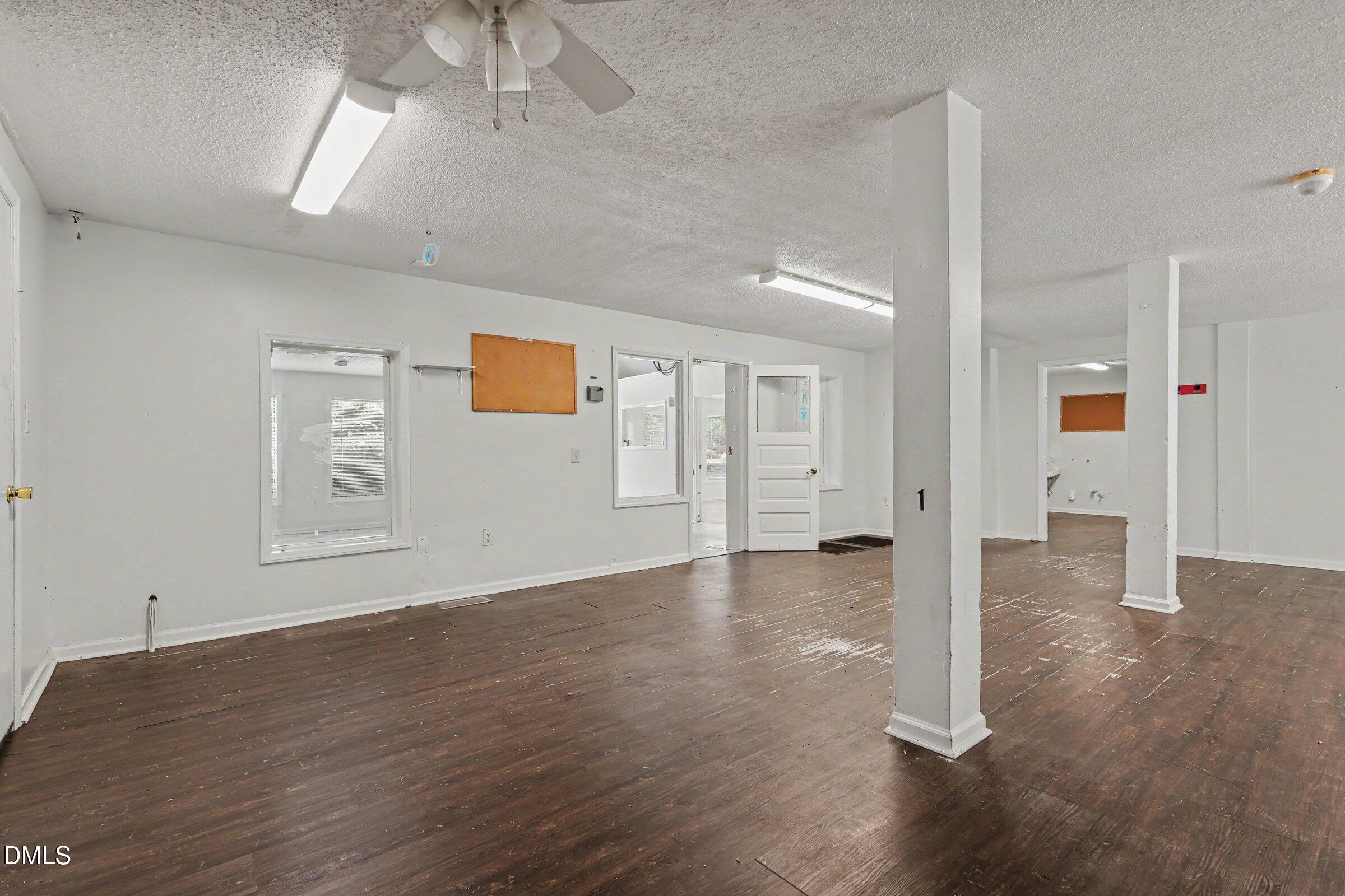 551 W Main Street Property Photo 10