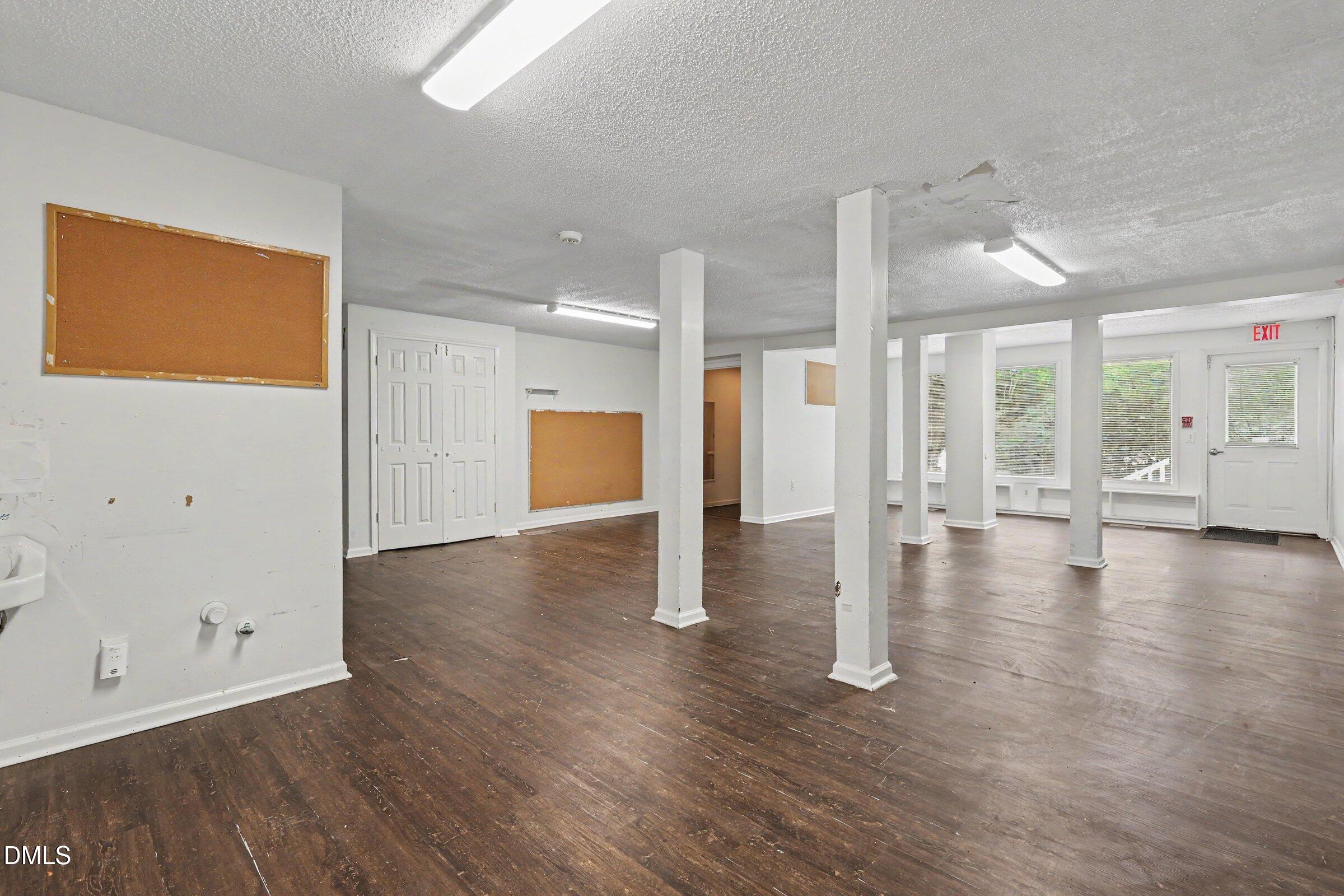 551 W Main Street Property Photo 12