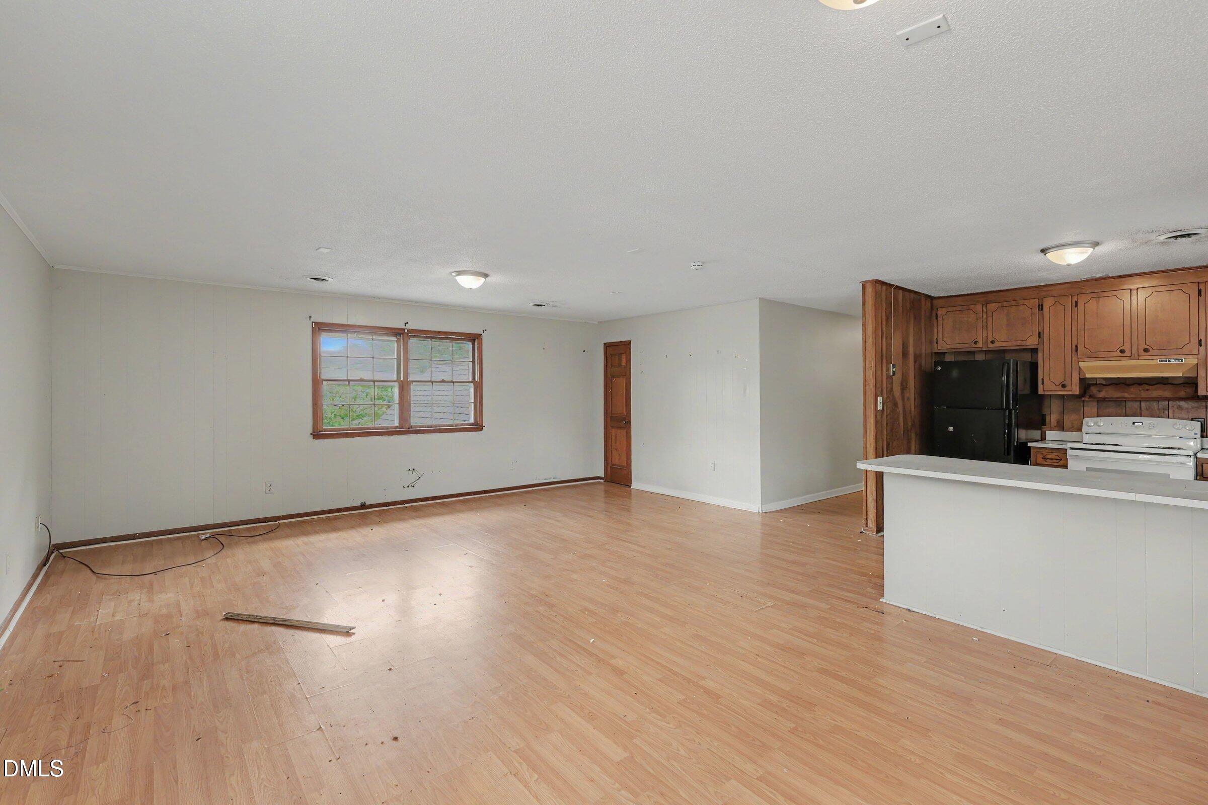 551 W Main Street Property Photo 17