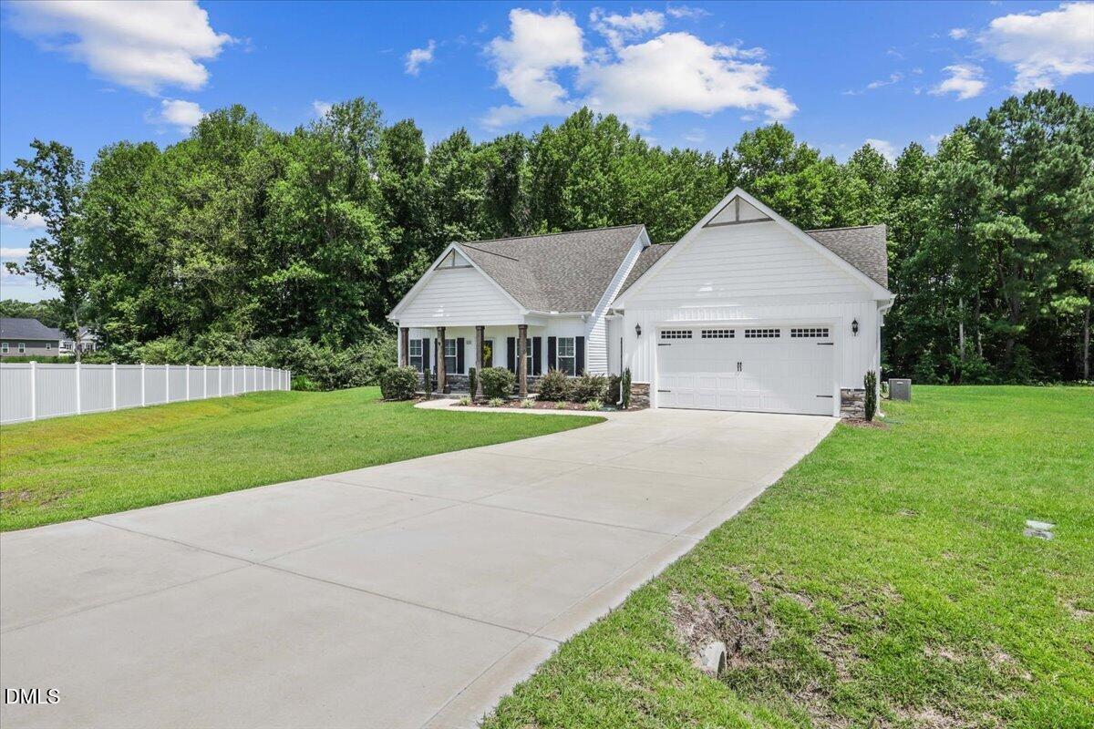 111 Oakbridge Way Property Photo 3