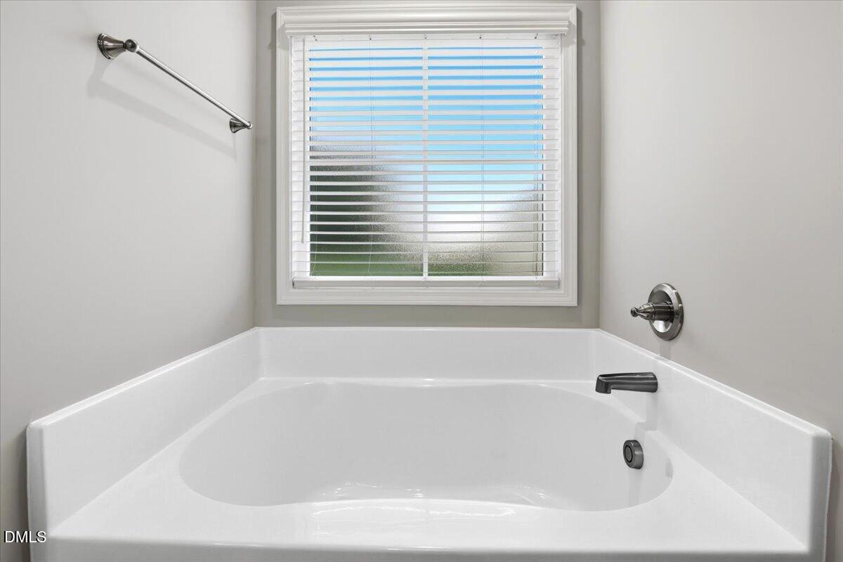 111 Oakbridge Way Property Photo 49