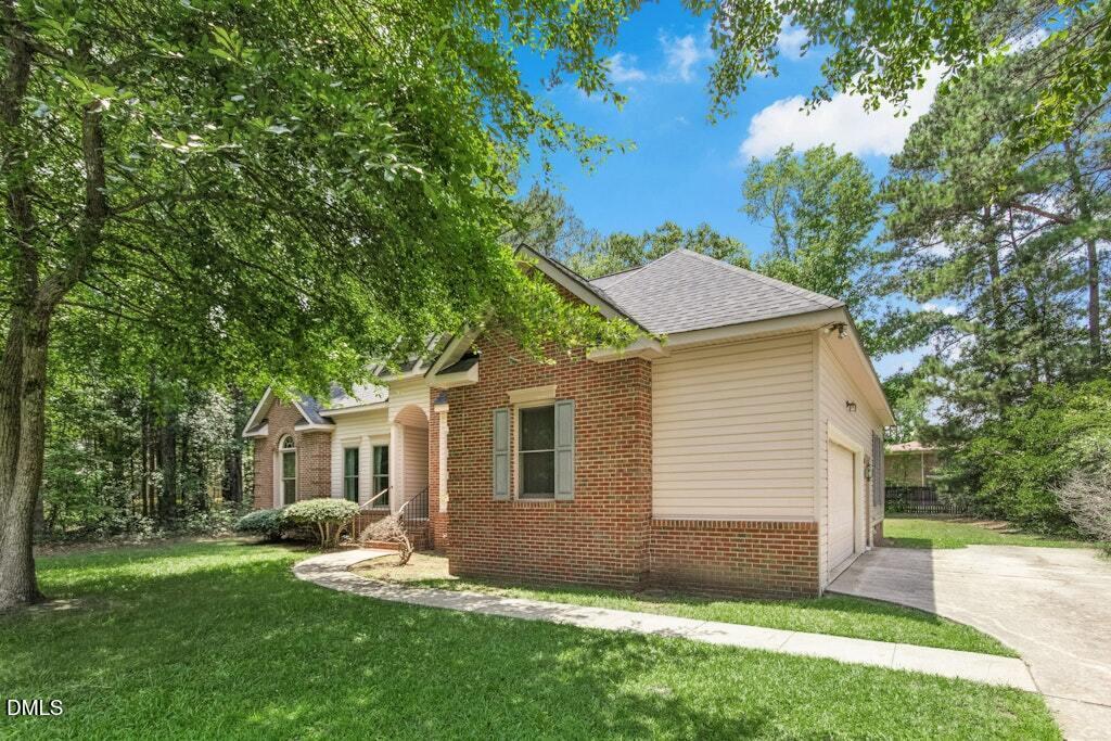 7 Aspen Drive Property Photo 4