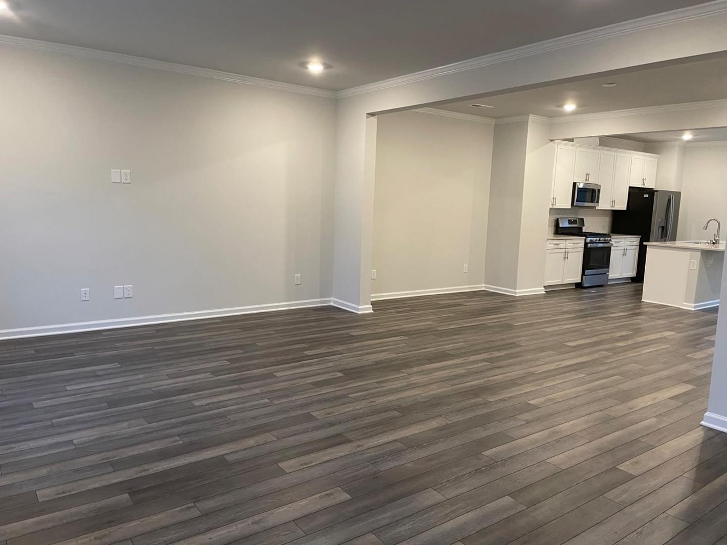 6417 Mentor Place Property Photo 3