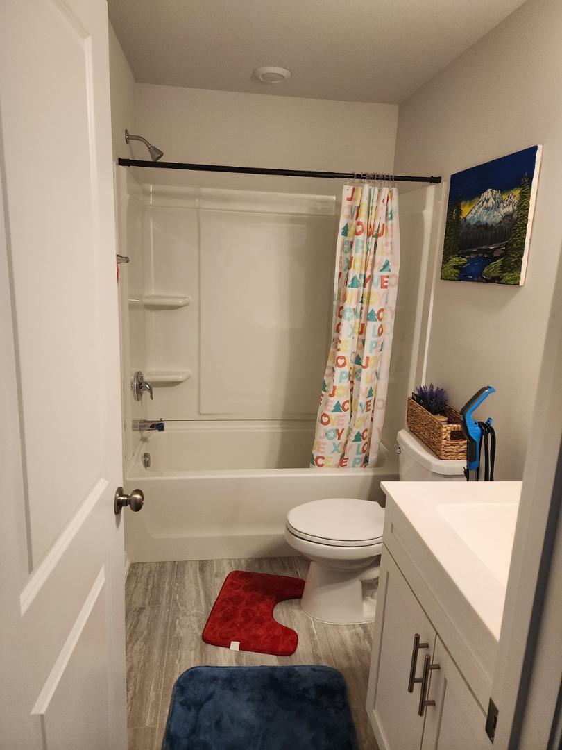 6417 Mentor Place Property Photo 9