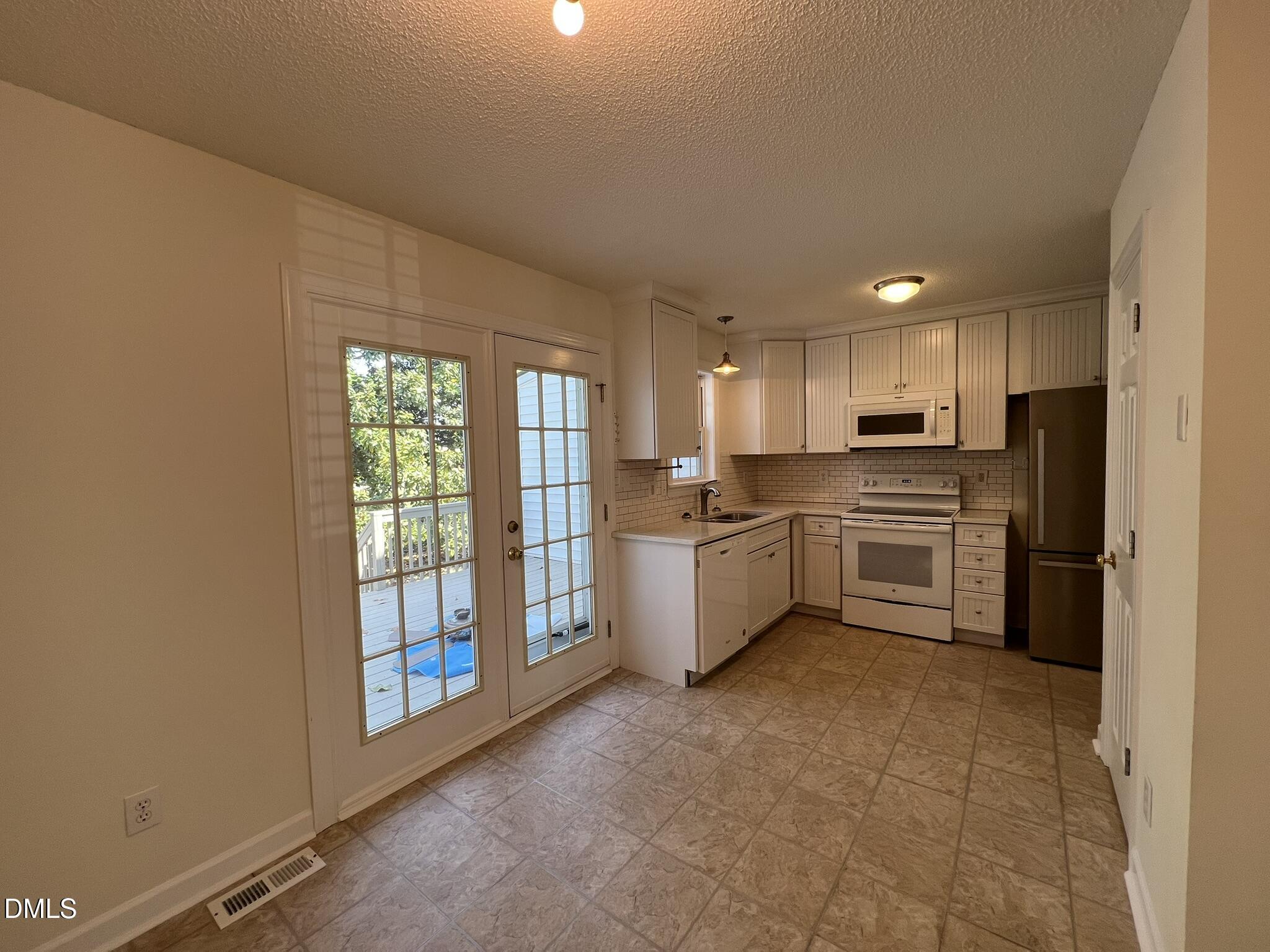1722 Stroll Circle Property Photo 5