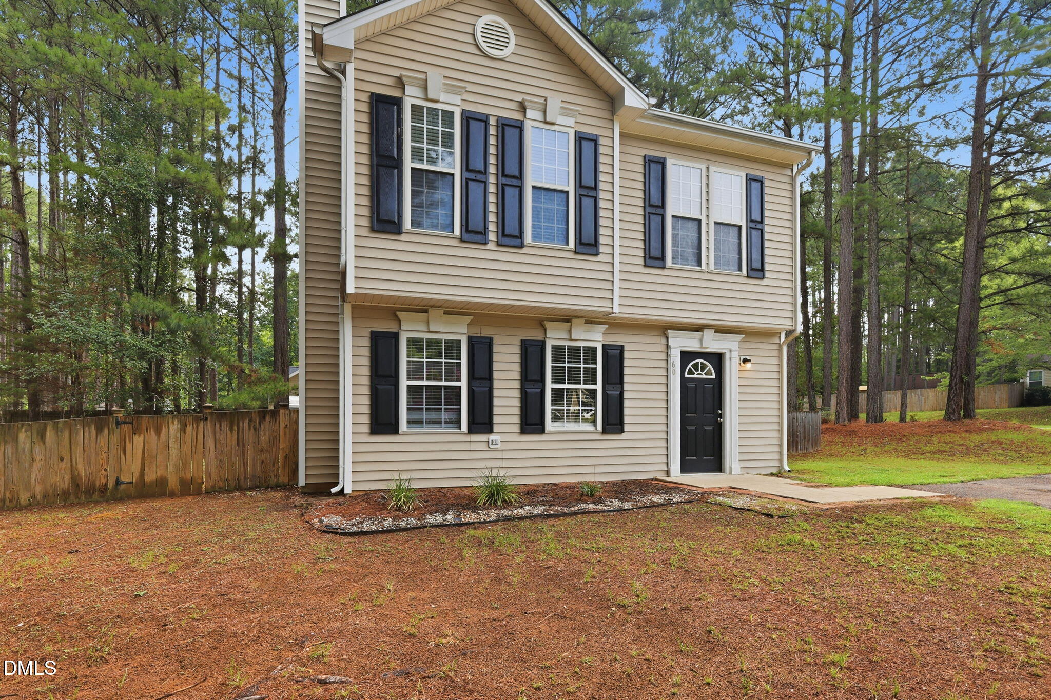 60 Holding-young Road Property Photo 2