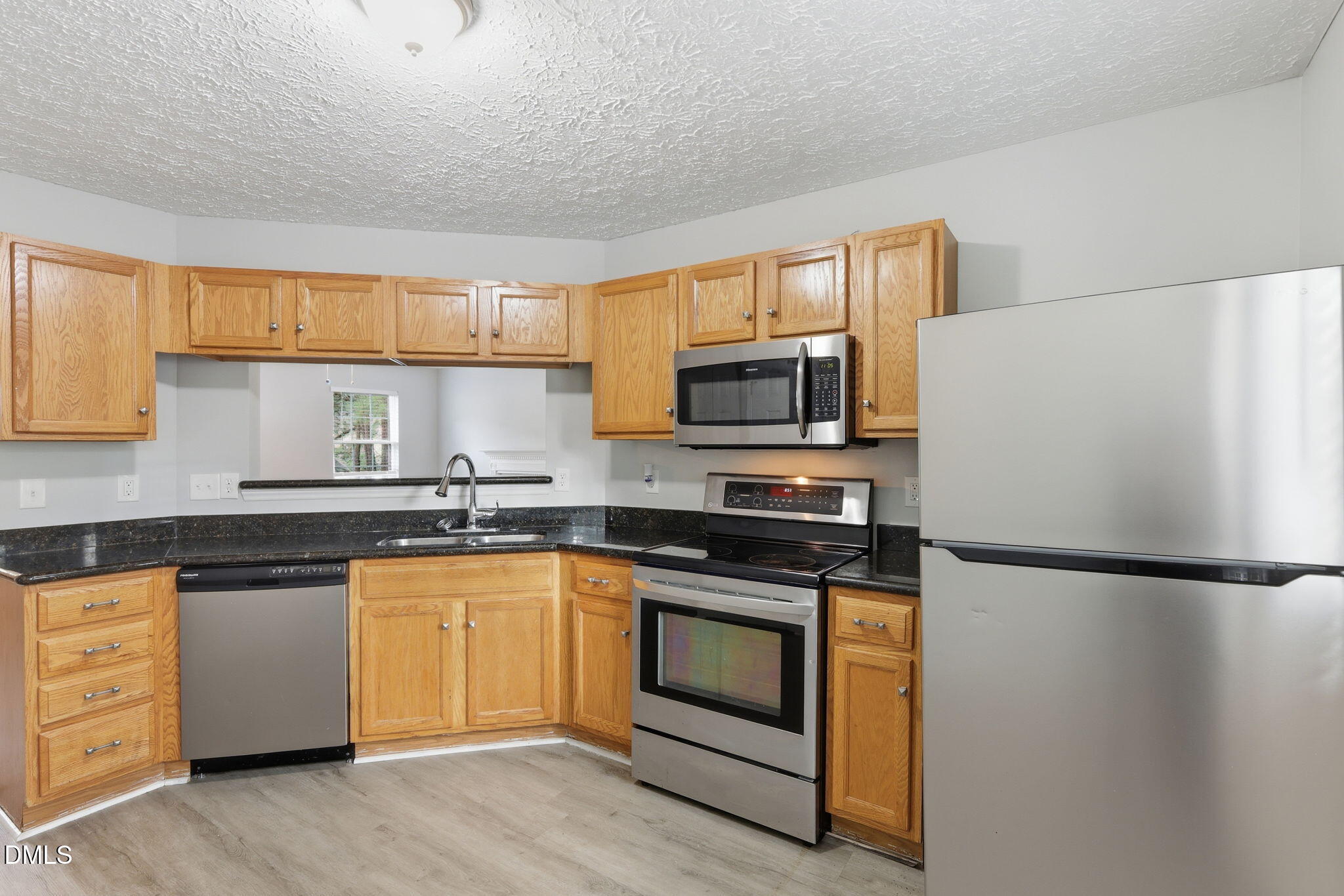 60 Holding-young Road Property Photo 12