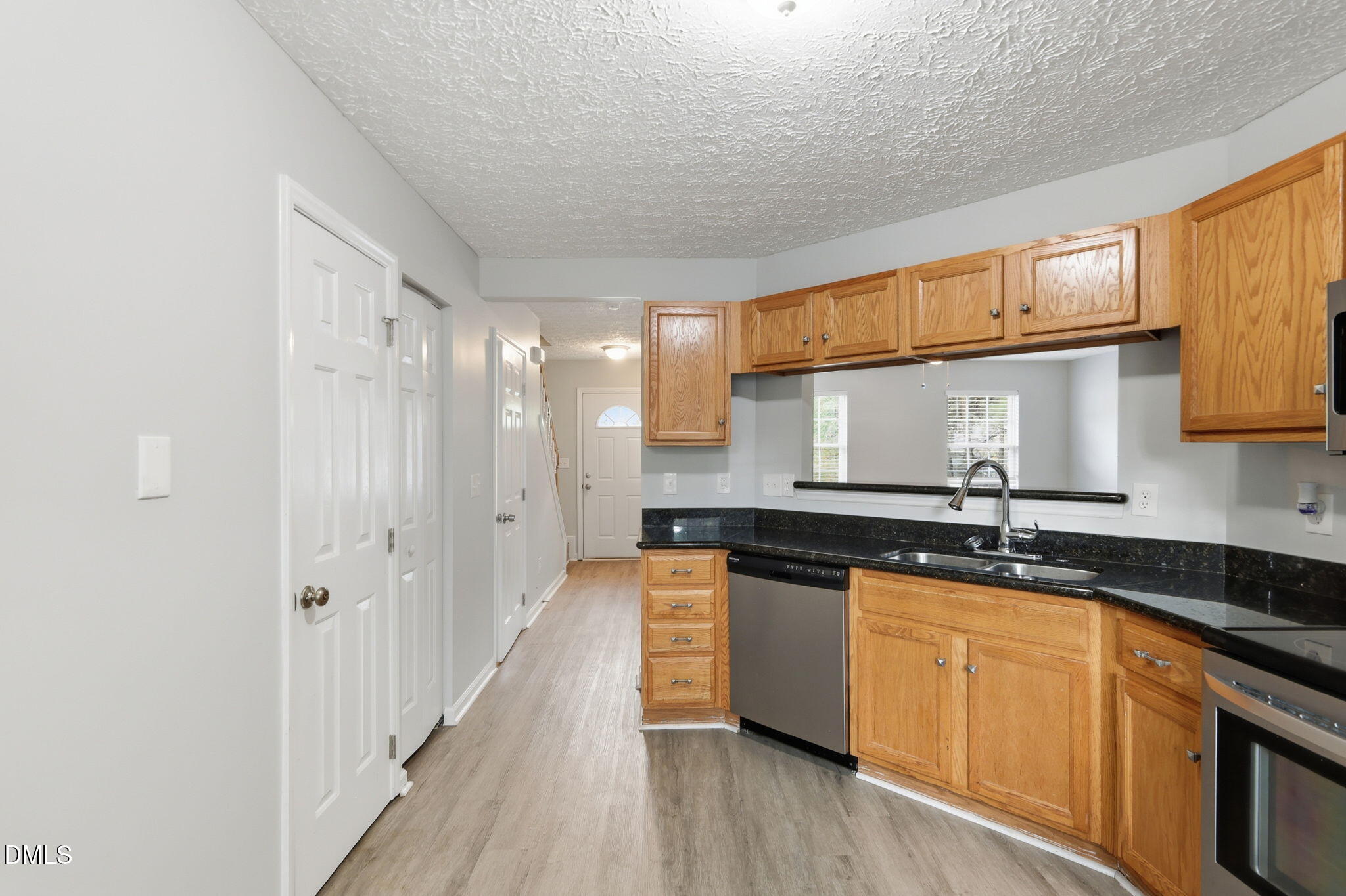 60 Holding-young Road Property Photo 13