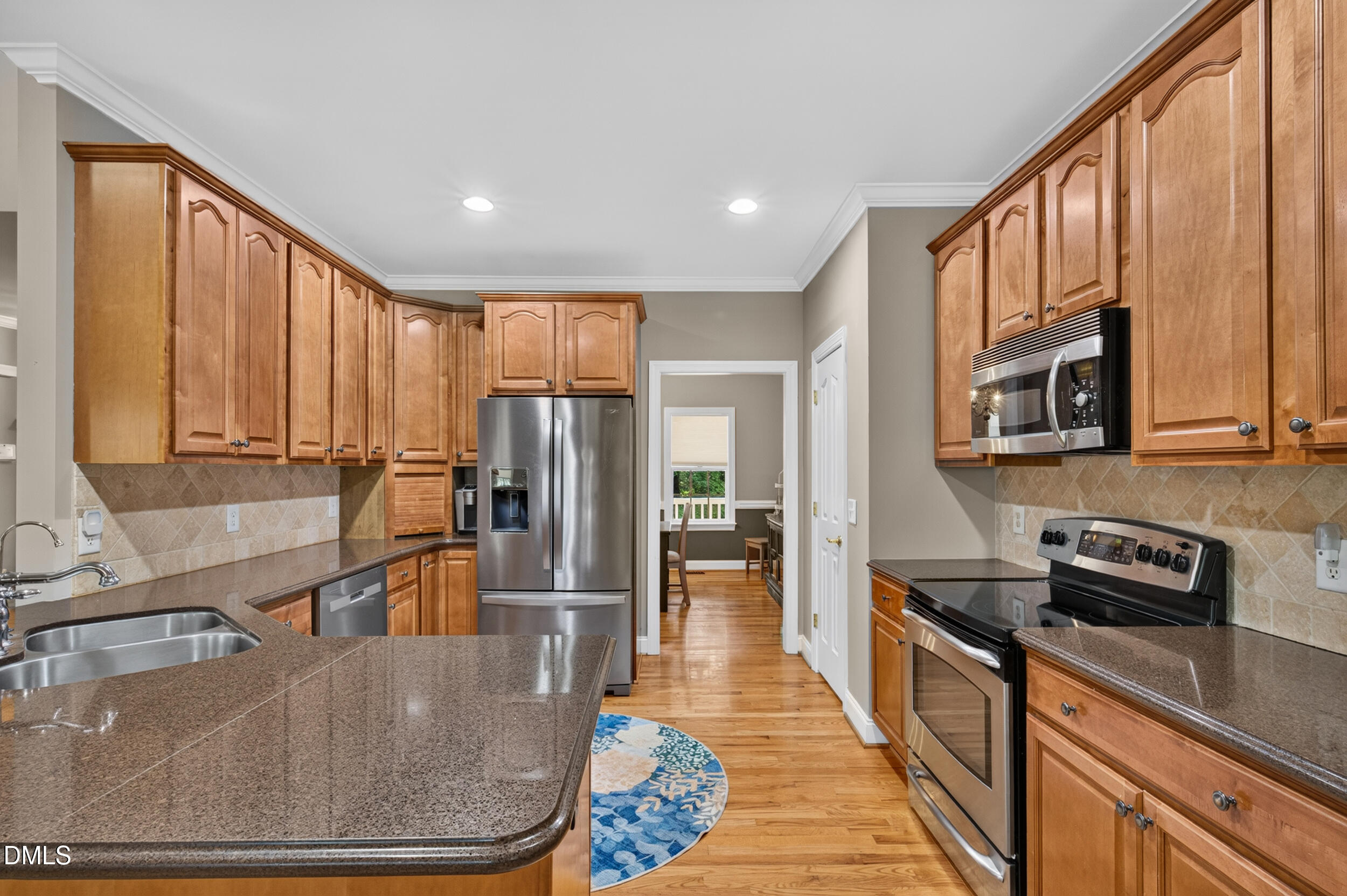26 Shadymont Drive Property Photo 12