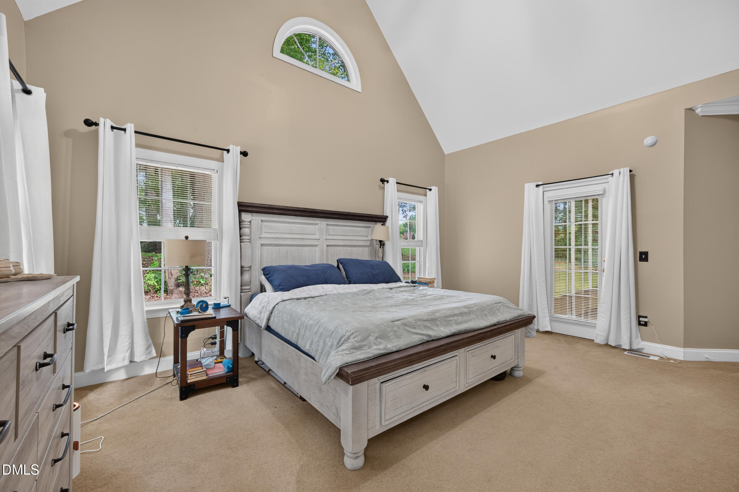 26 Shadymont Drive Property Photo 23