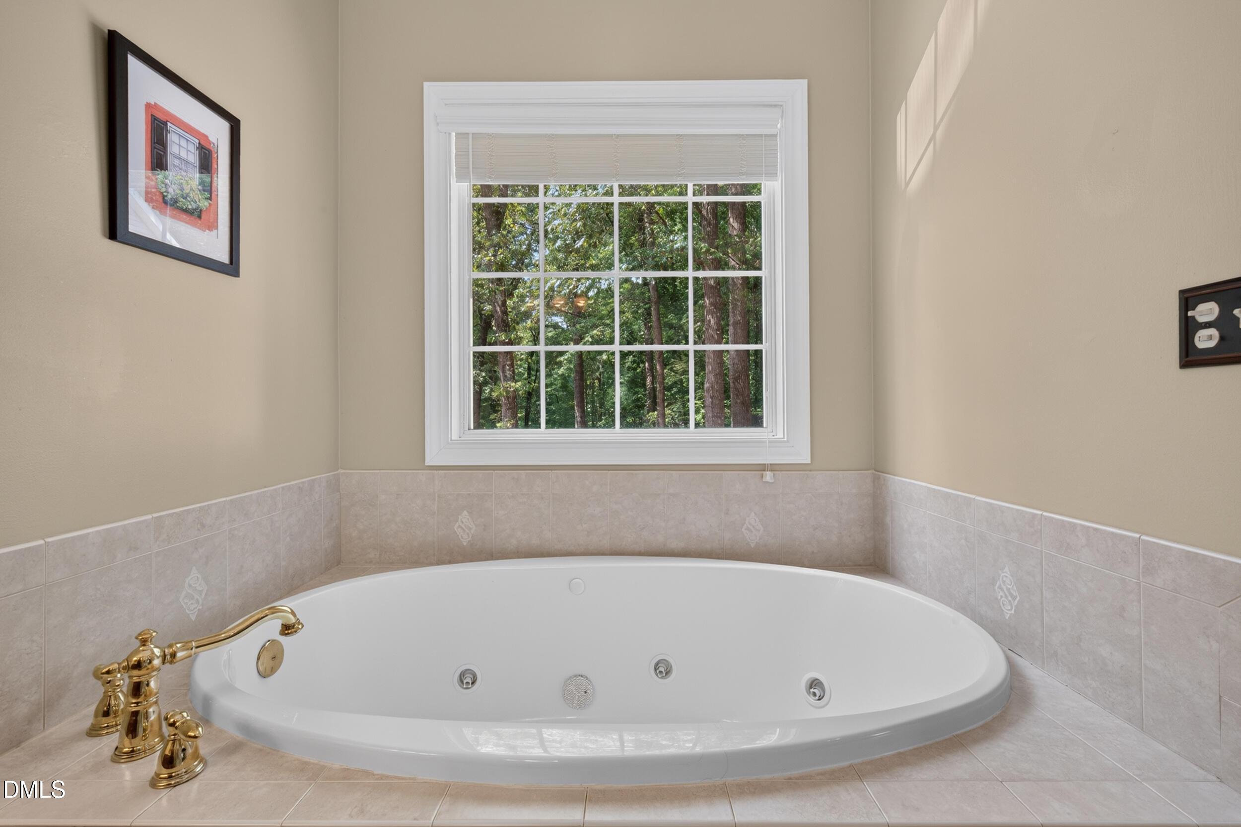 26 Shadymont Drive Property Photo 25