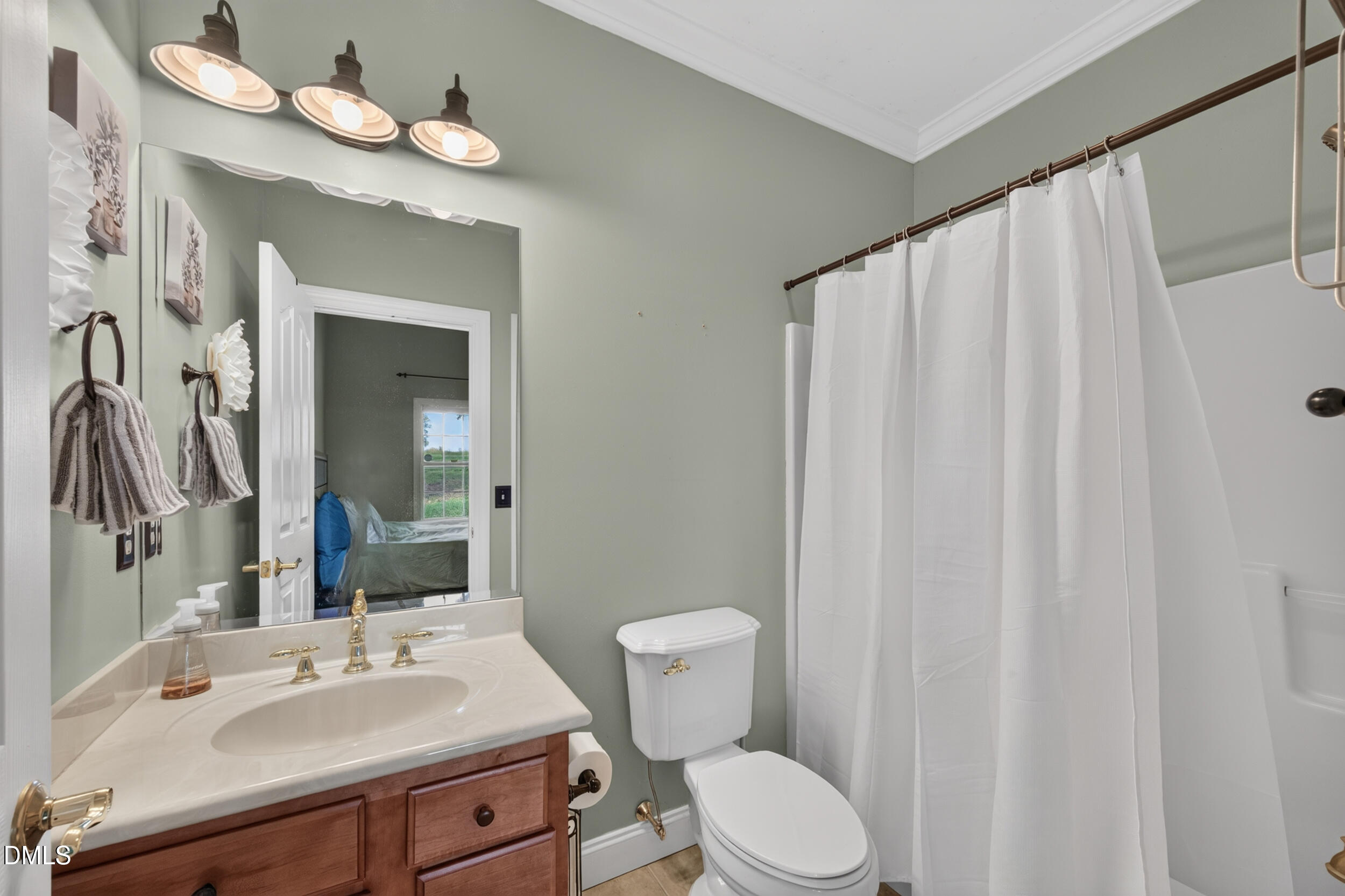 26 Shadymont Drive Property Photo 29