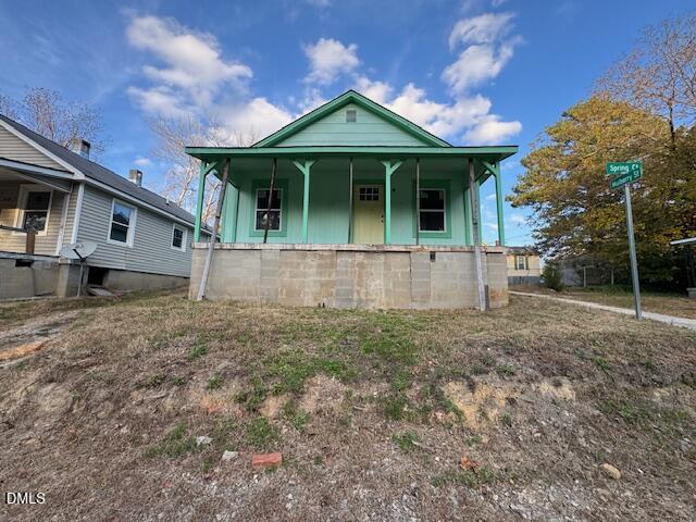 402 Spring Court Property Photo 1