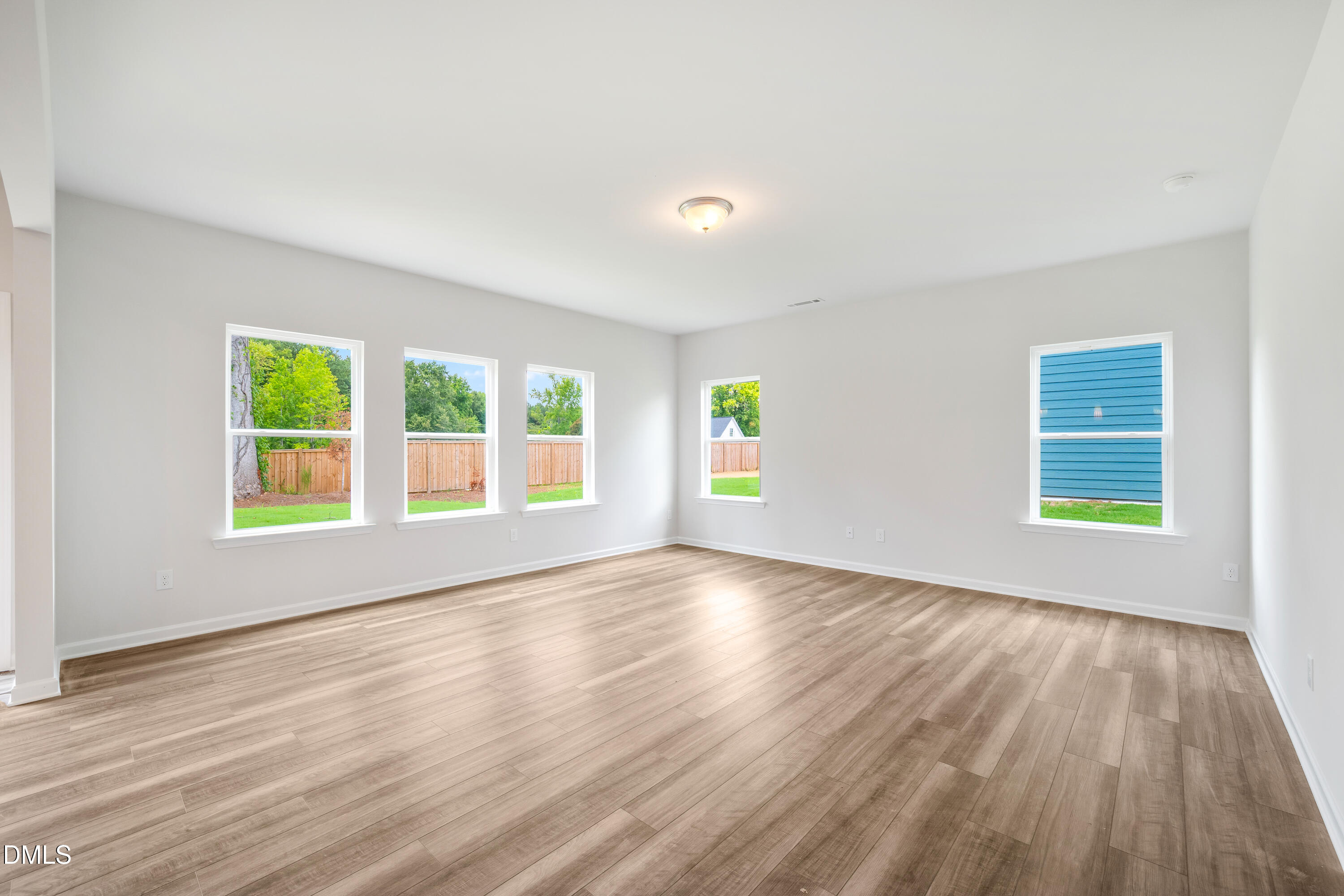 37 Chardonnay Drive Property Photo 18
