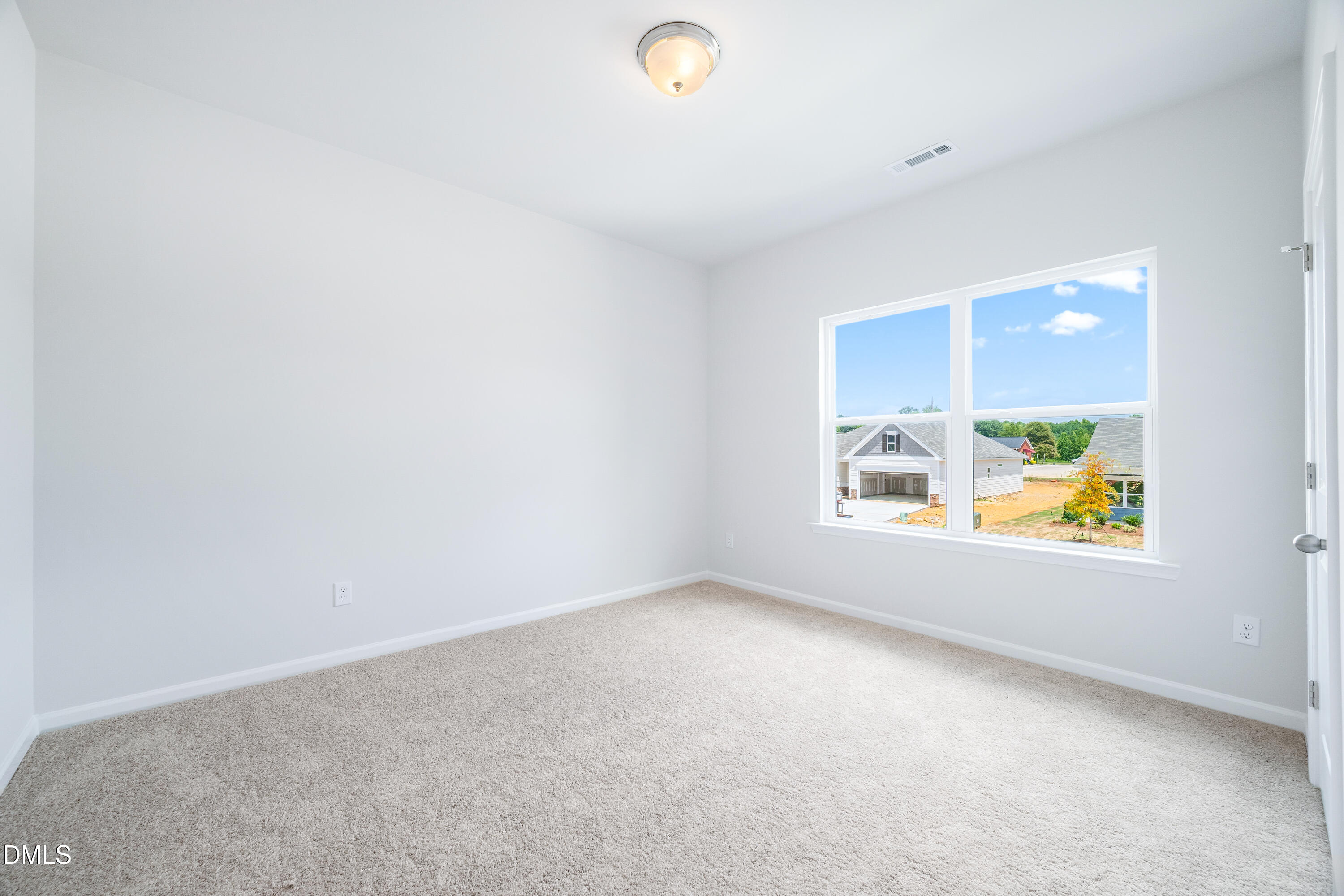 37 Chardonnay Drive Property Photo 34