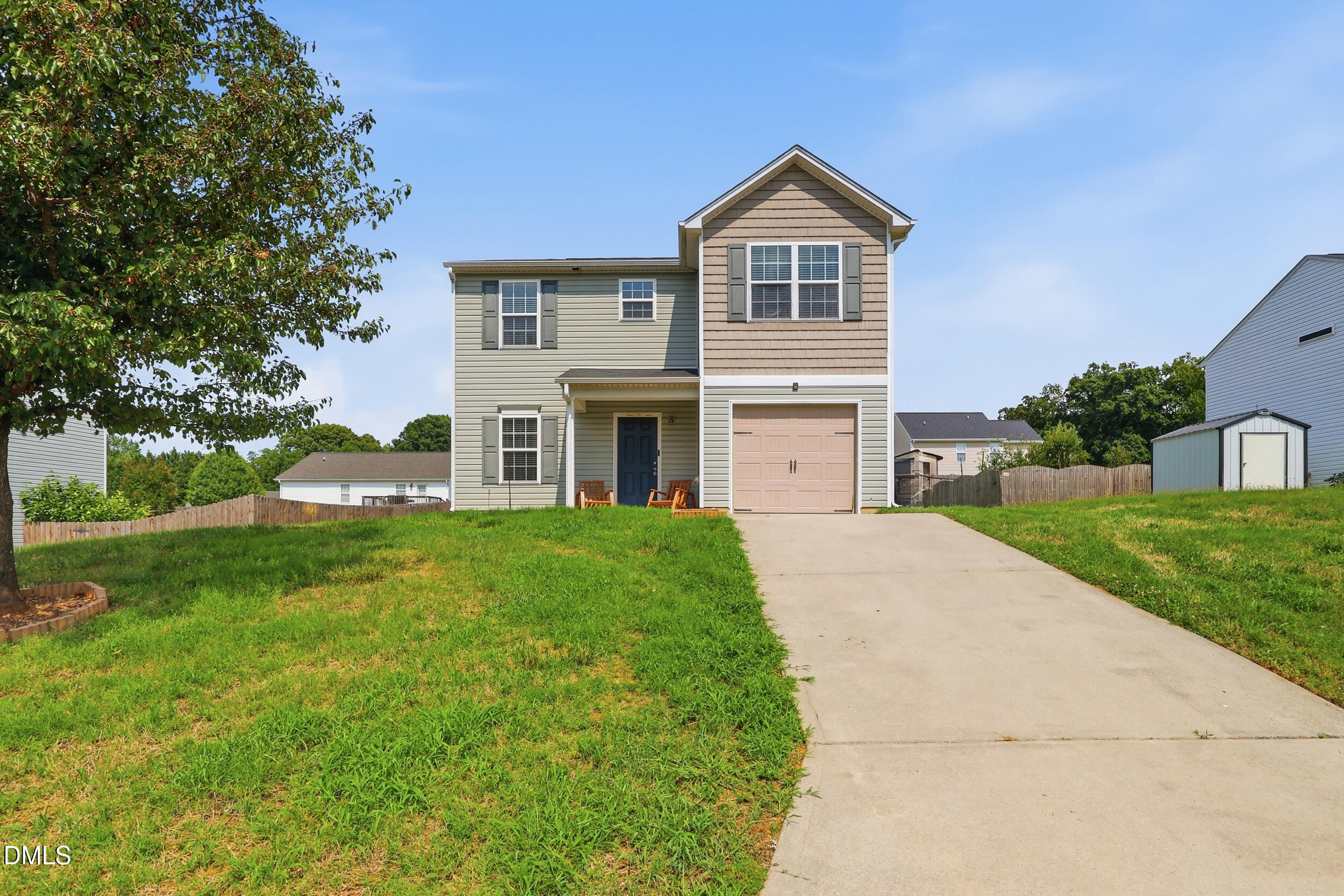 707 Bentley Lane Property Photo 1