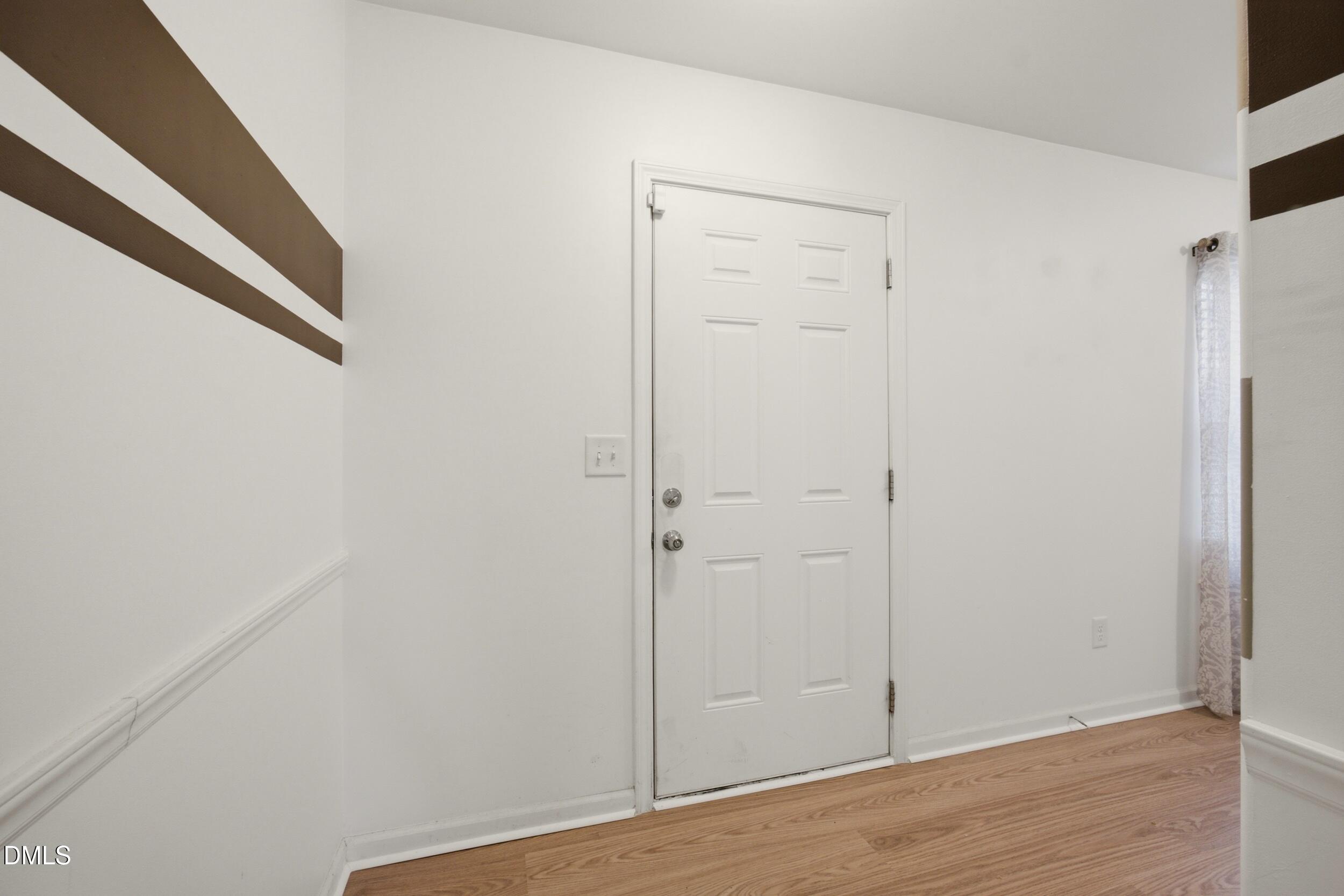 707 Bentley Lane Property Photo 5