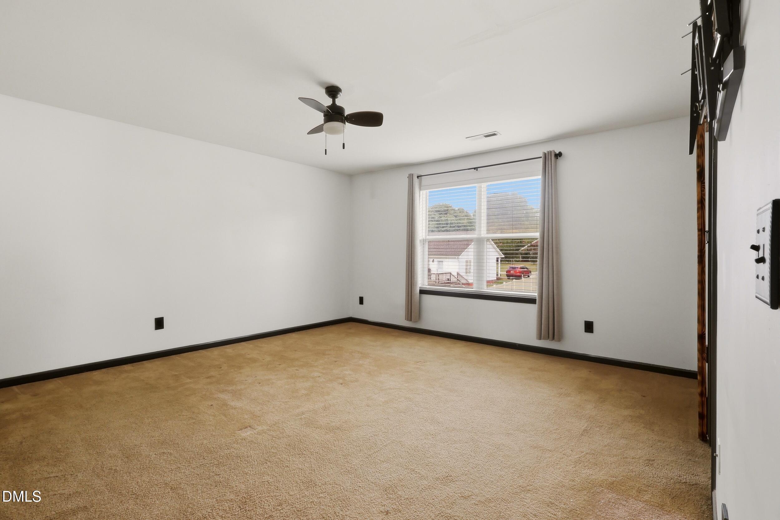 707 Bentley Lane Property Photo 17
