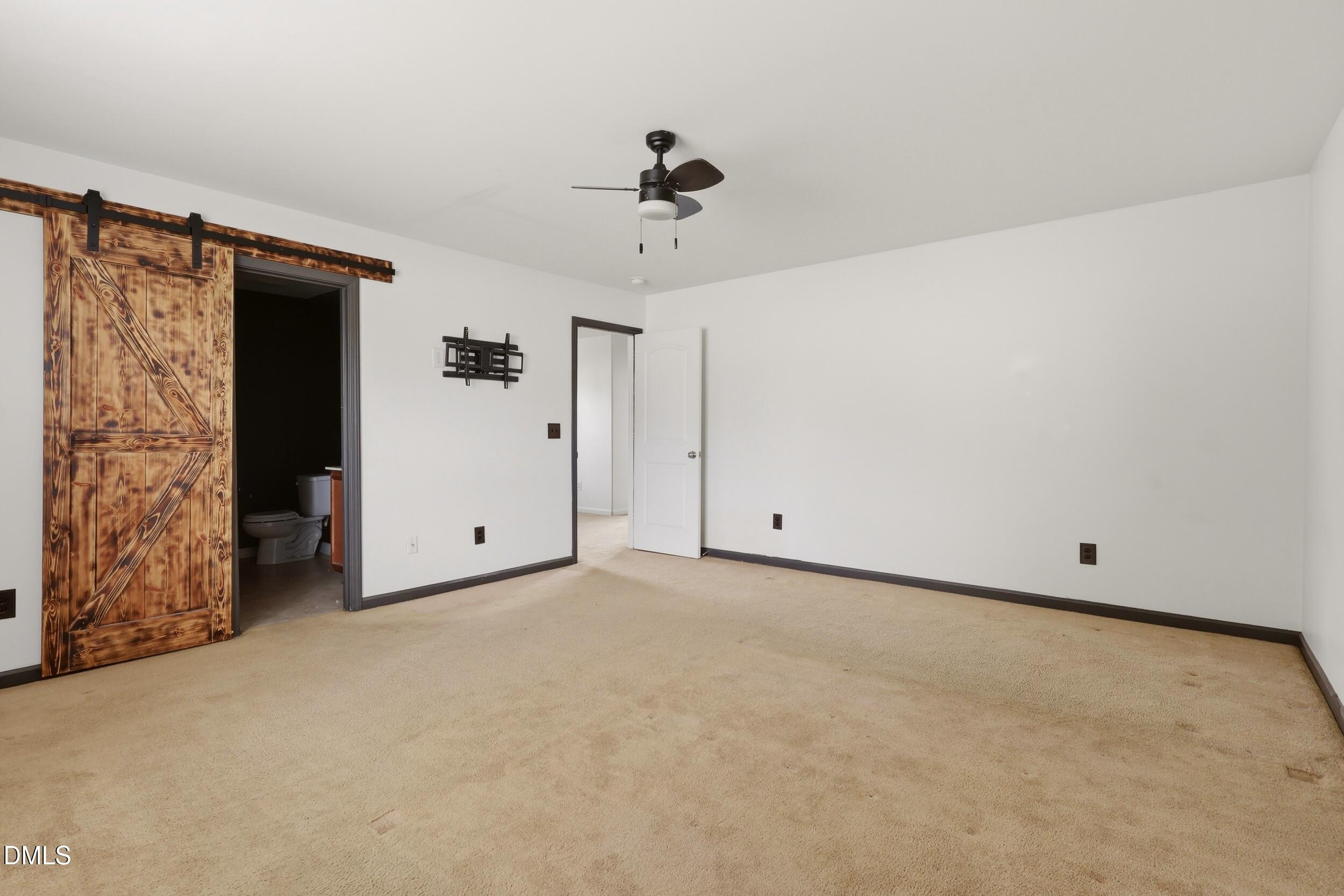 707 Bentley Lane Property Photo 18