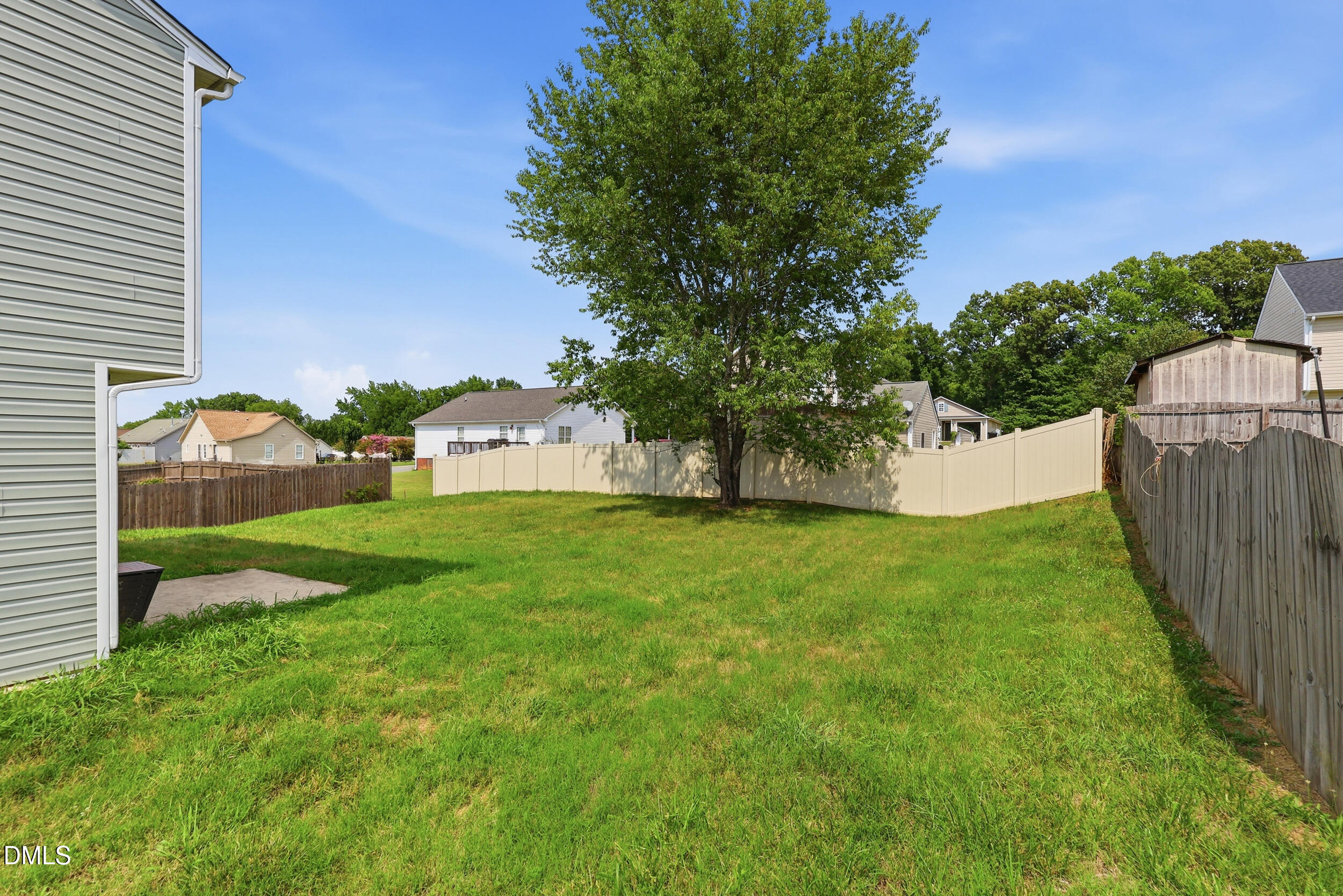 707 Bentley Lane Property Photo 25