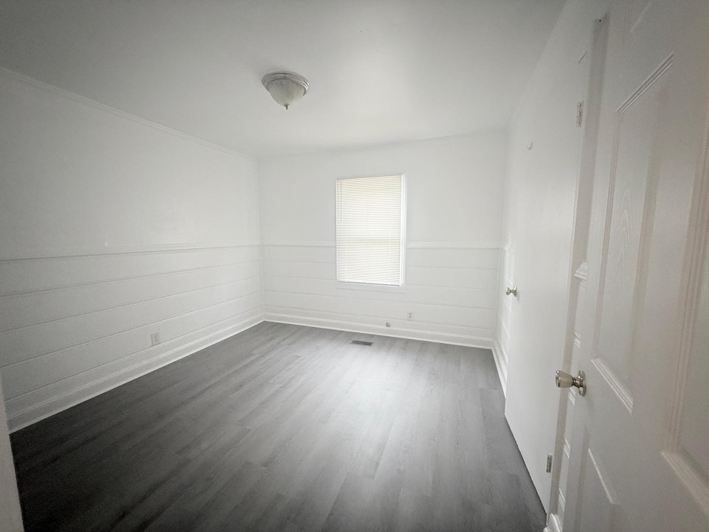1702 Gunter Street A Property Photo 4