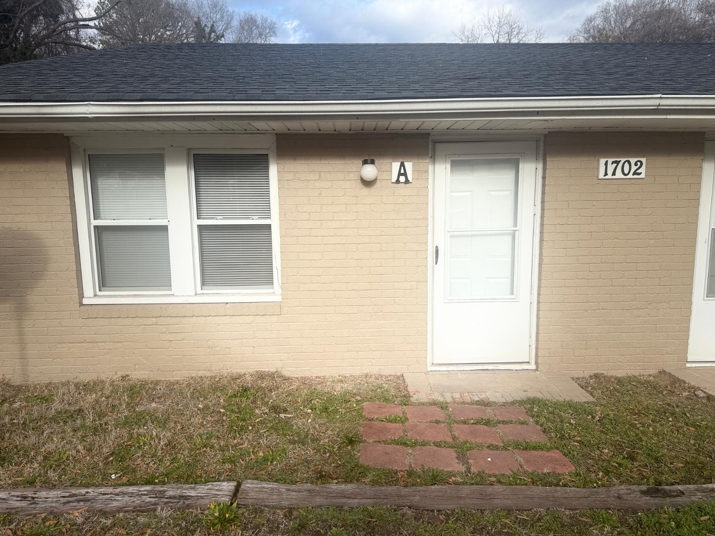 1702 Gunter Street A Property Photo 12