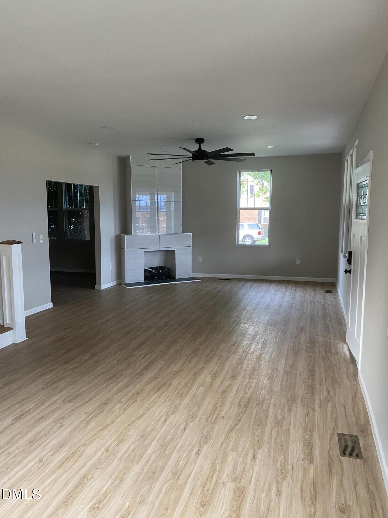 402 N Orange Avenue Property Photo 2